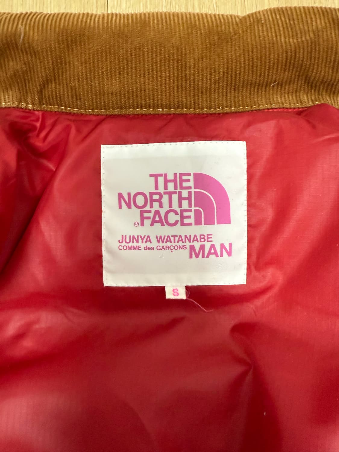 노스페이스 x꼼데가르송 조끼패딩 상품이미지6