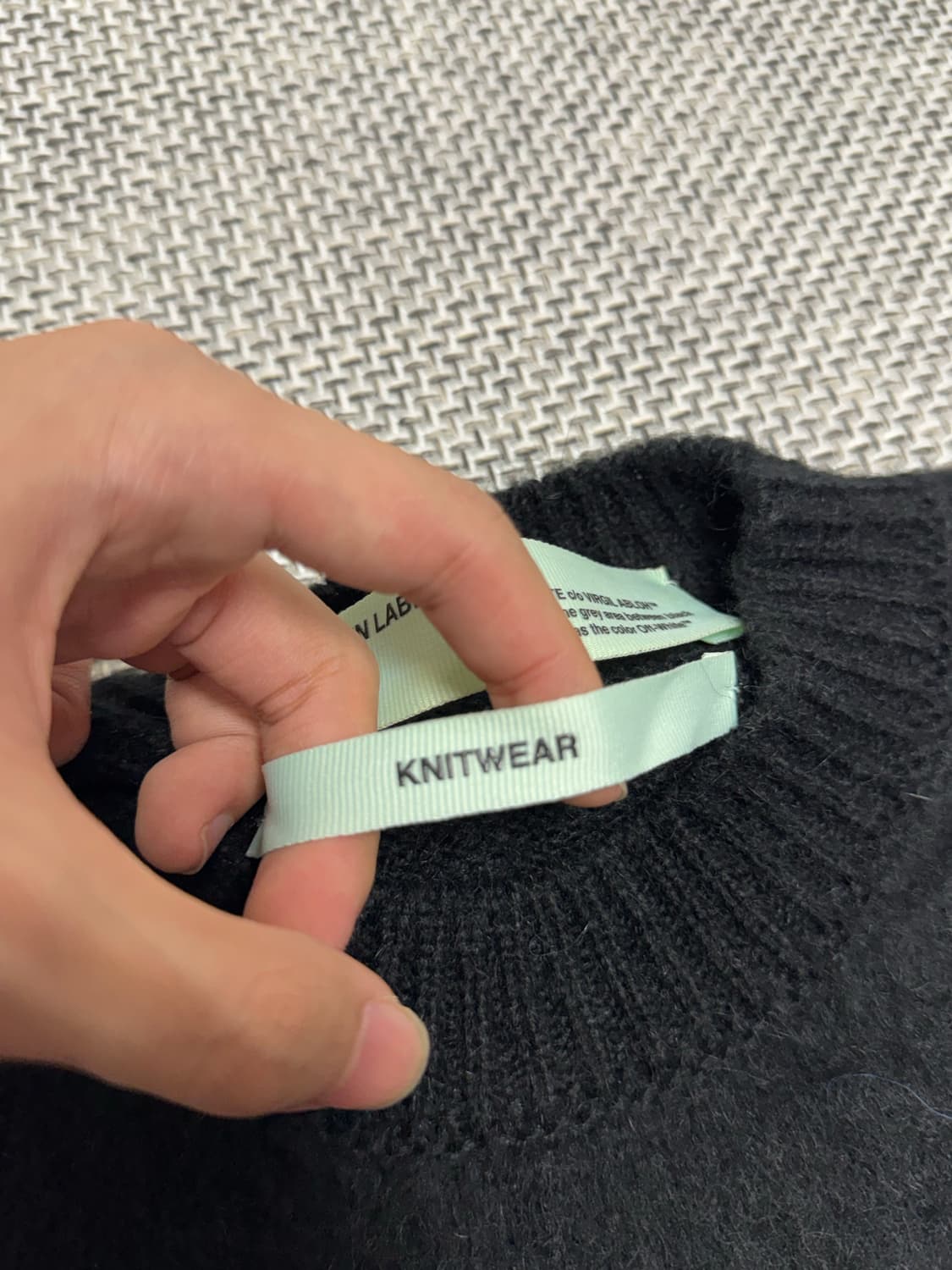 오프화이트 모헤어 니트 상품이미지7