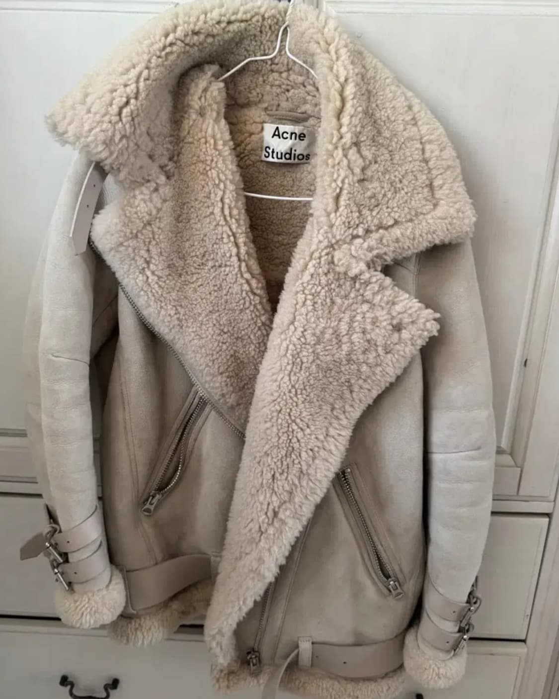 Acne Studios 아크네스튜디오 벨로시티 스웨이드 무스탕 자켓 32 상품이미지1