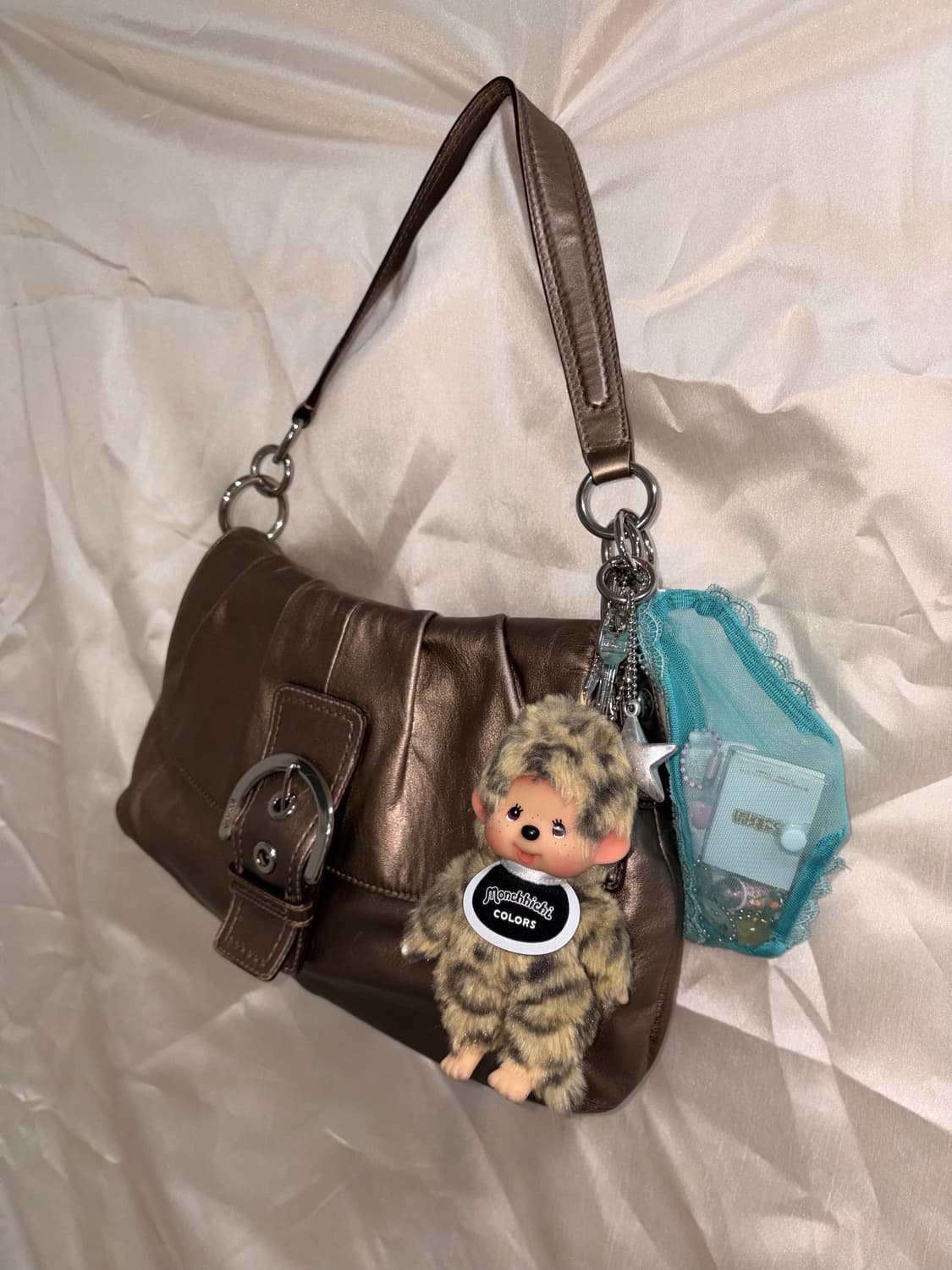 Coach gold brown glitter shoulder bag 상품이미지1