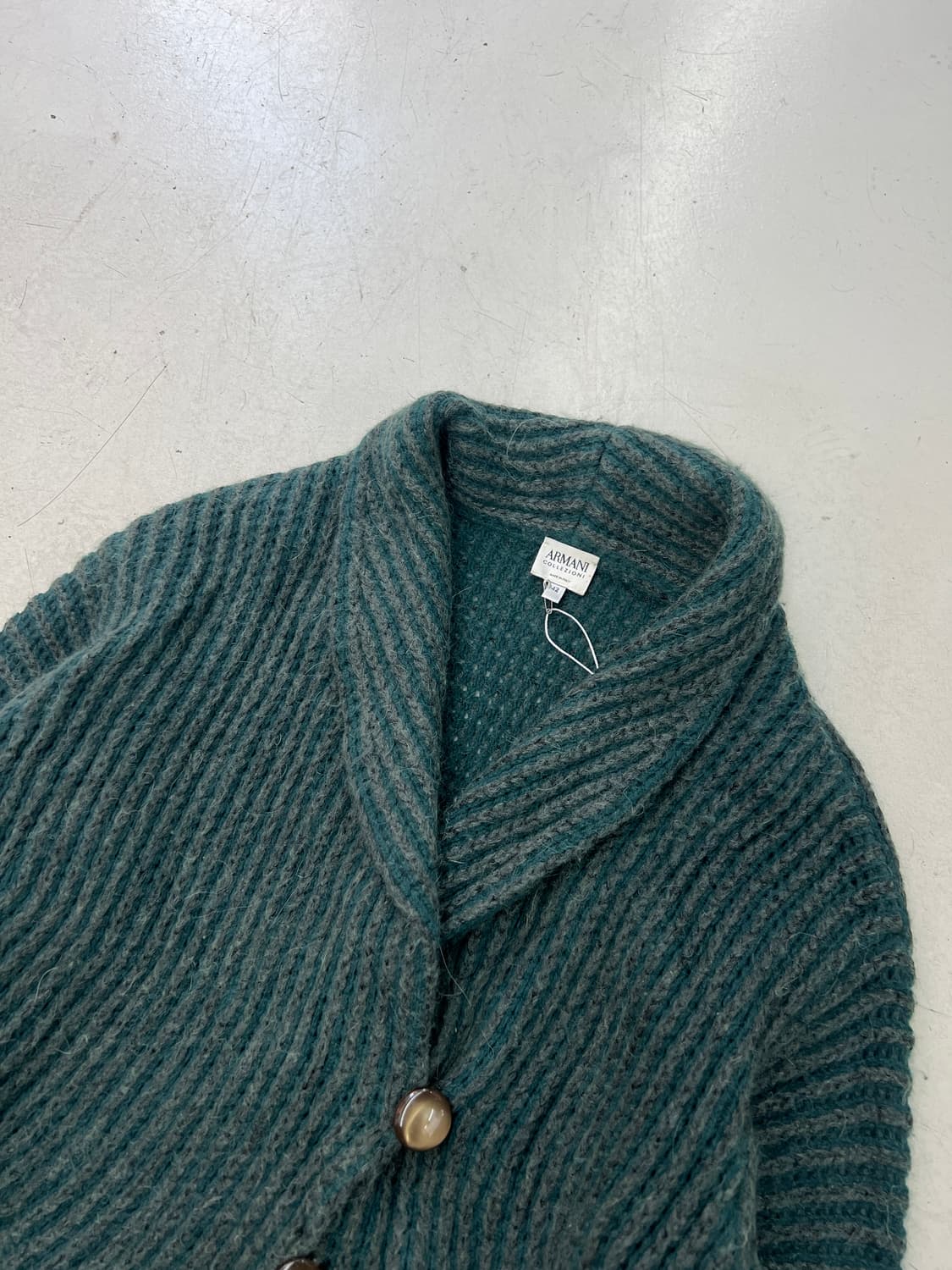 알마니 꼴레지오니 모헤어 니트 가디건  상품이미지3