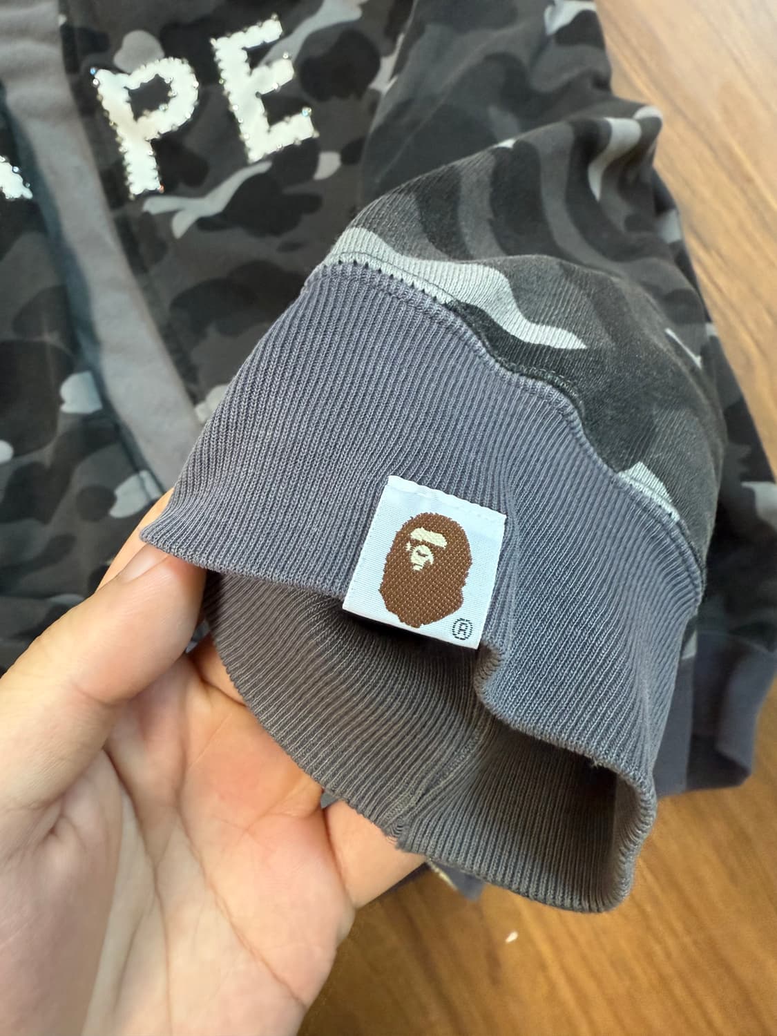 베이프 스와로브스키 후드집업 상품이미지2