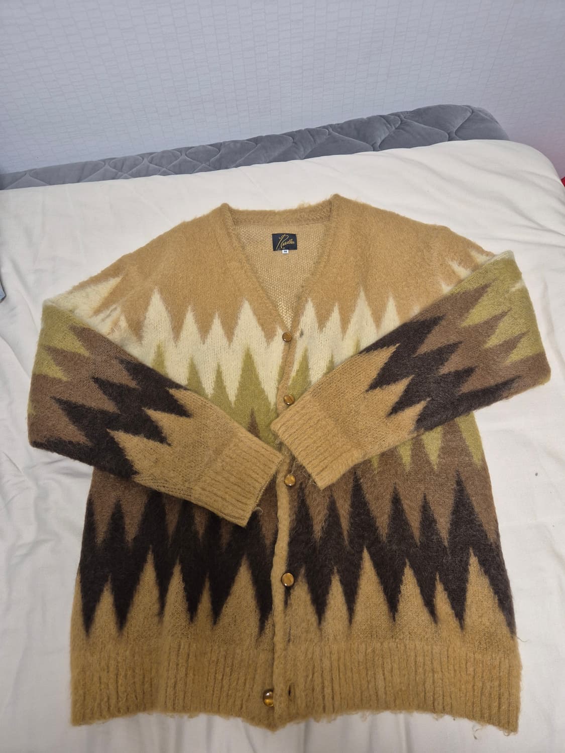 니들스 모헤어 가디건 M사이즈 판매합니다. 상품이미지1