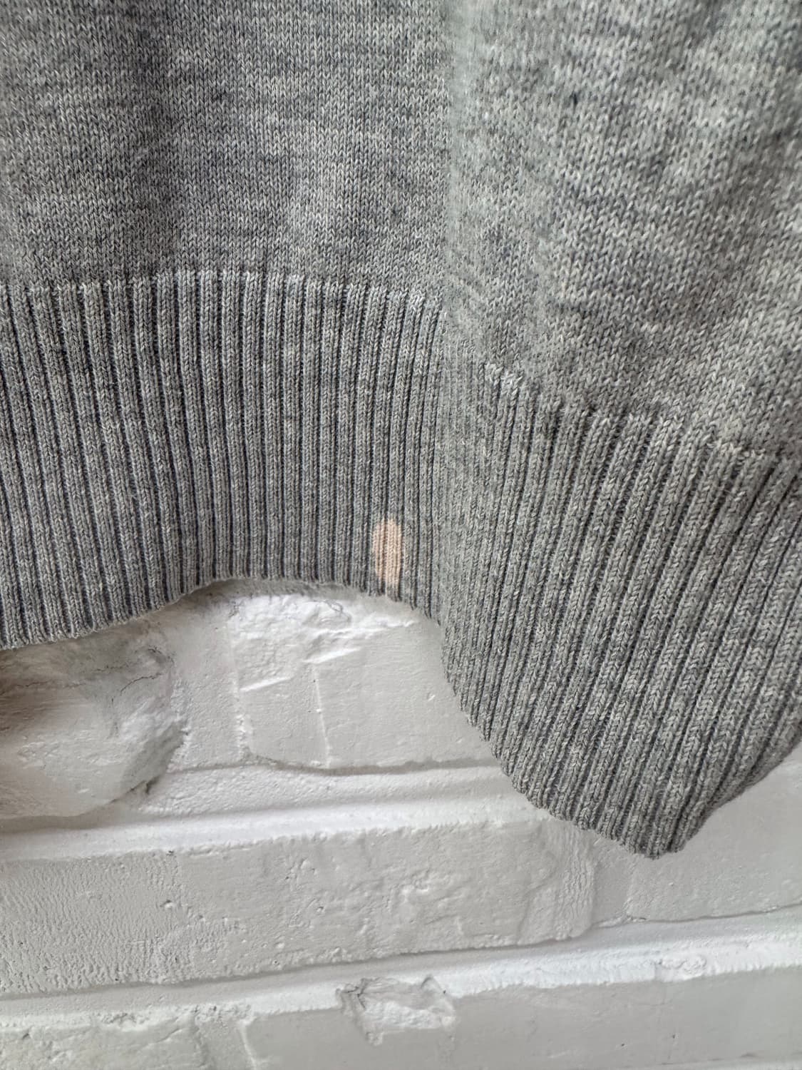 폴로 그레이 브이넥 니트 상품이미지5