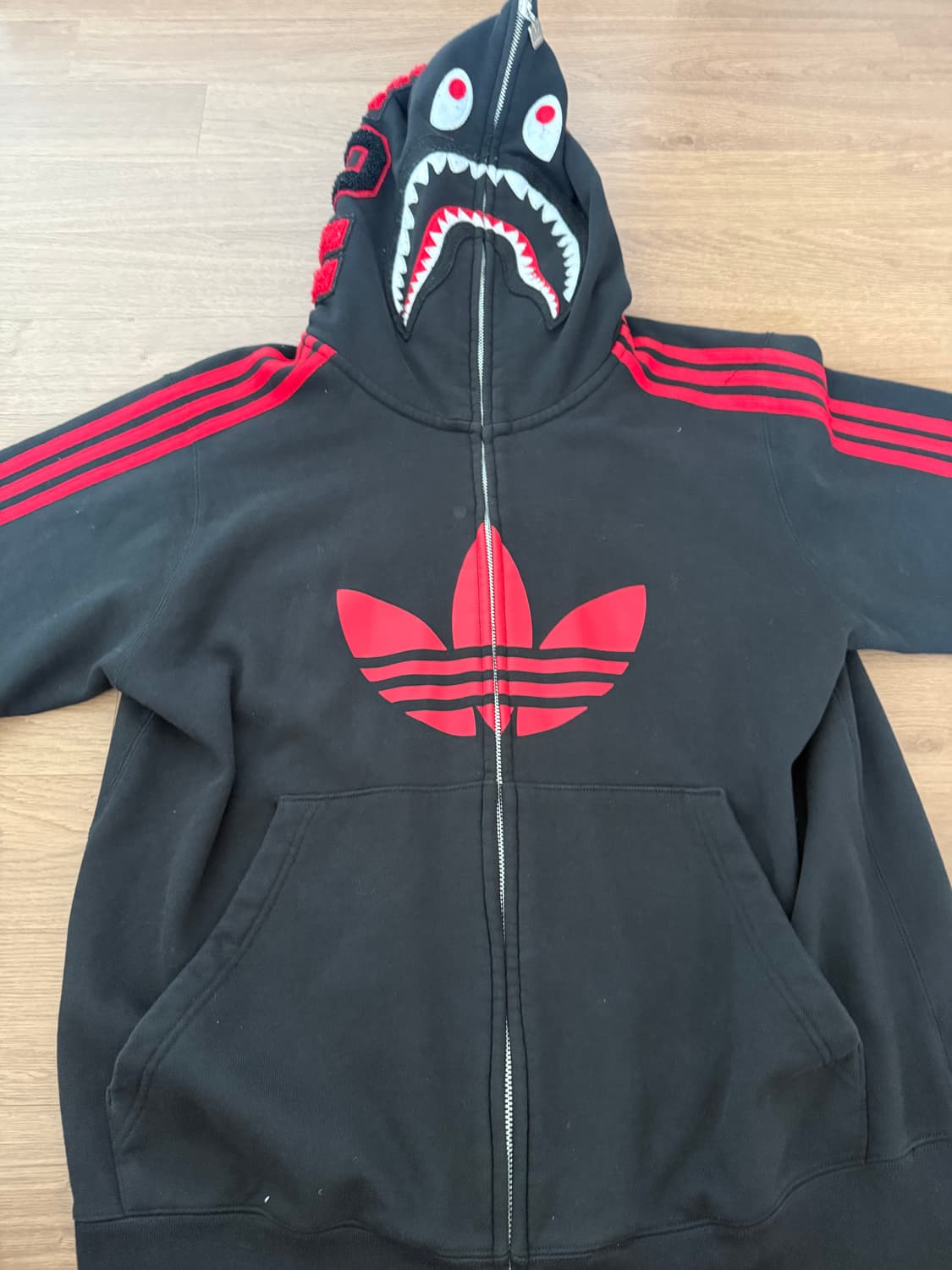 아디다스 x 베이프 콜라보 후드집업 상품이미지1