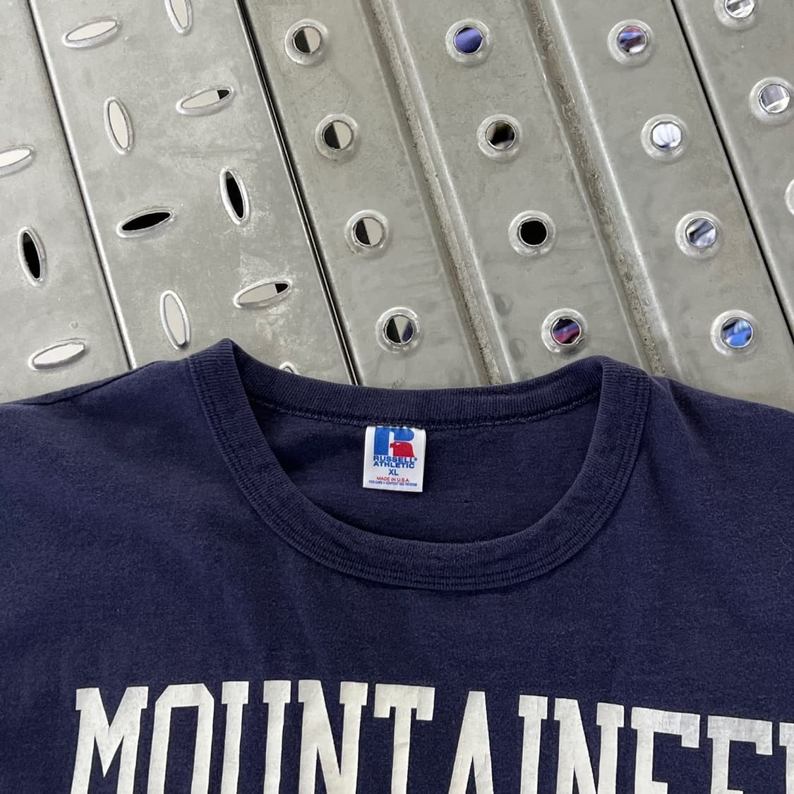 MOUNTAINEER BASKETBALL TShirt 후루츠패밀리