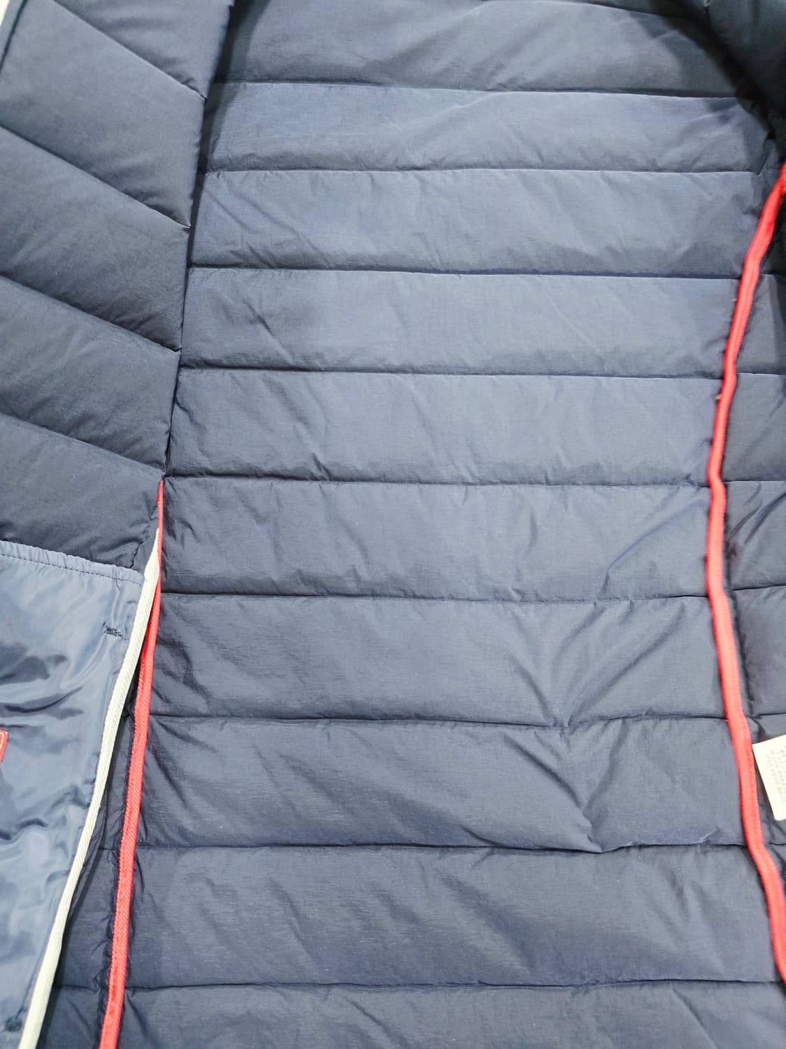 까스텔바작 여성 네이비 경량 구스다운패딩 점퍼 상품이미지8