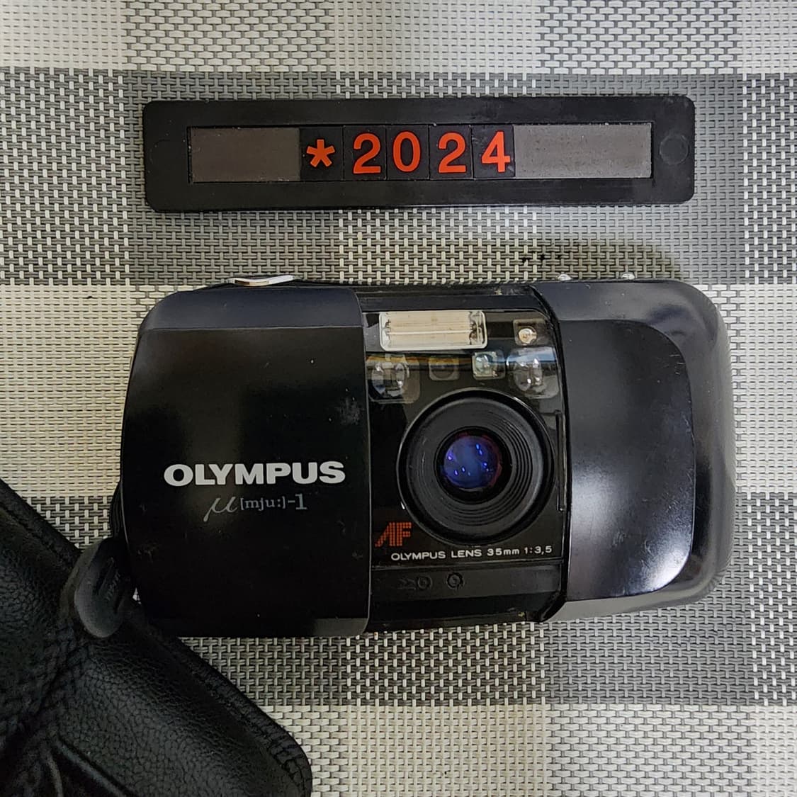 올림푸스 뮤 1 블랙바디 필름카메라 파우치포함 상품이미지2