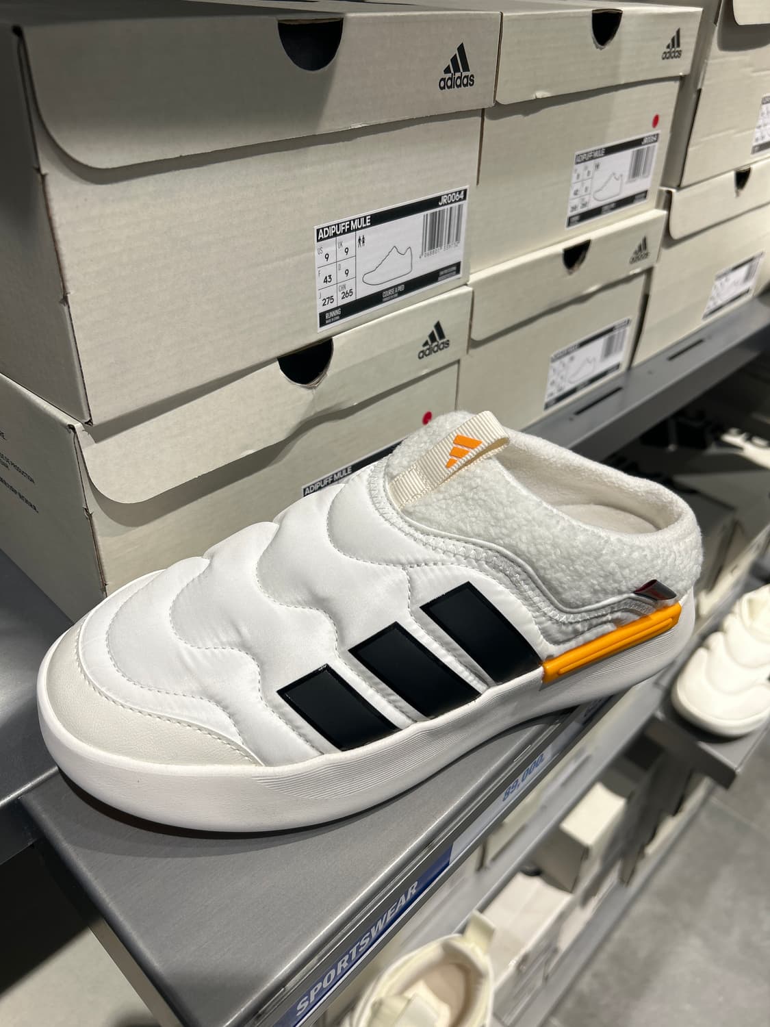 아디다스 Adipuff Mule 슬리퍼 남,녀 공용 상품이미지1