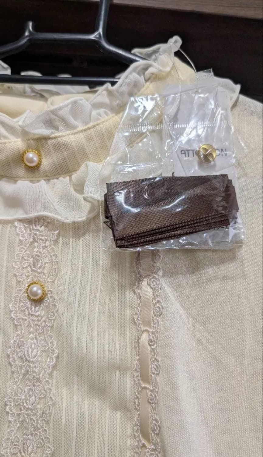 엑시즈팜 로리타 모리 아이보리 레이스블라우스 상품이미지2