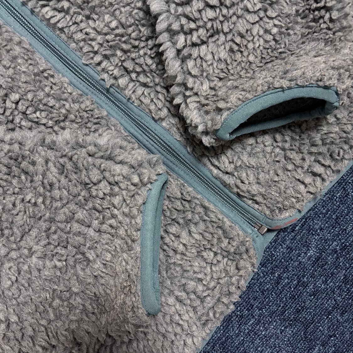 2000 파타고니아 클래식 레트로 딥파일 플리스 차콜 상품이미지2
