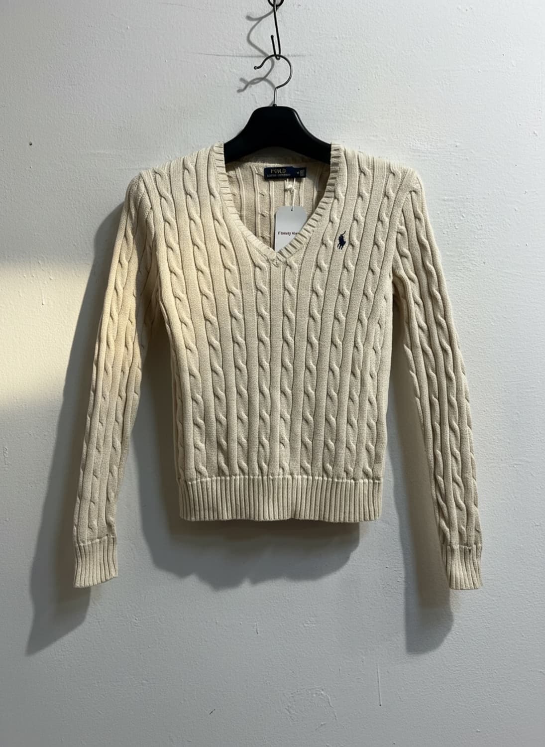 폴로 랄프로렌 아이보리 브이넥 니트 상품이미지1