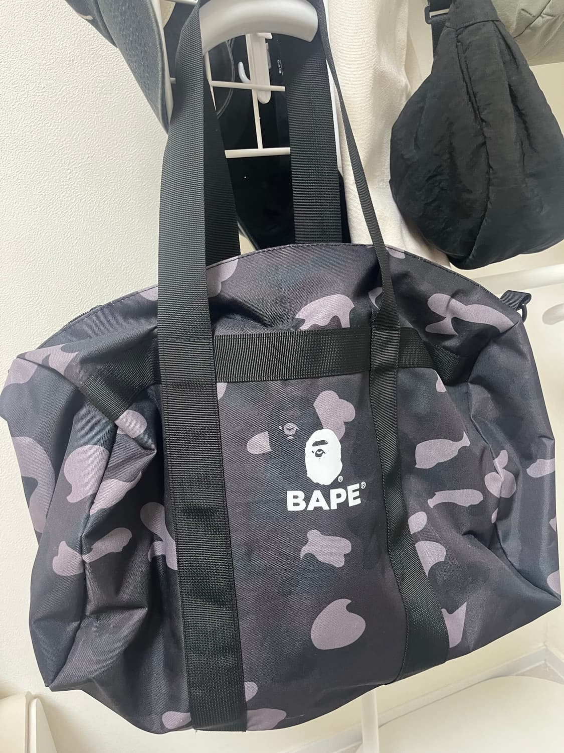 베이프 검정  카모 잡지부록 더플백 가방 팝니다 상품이미지1