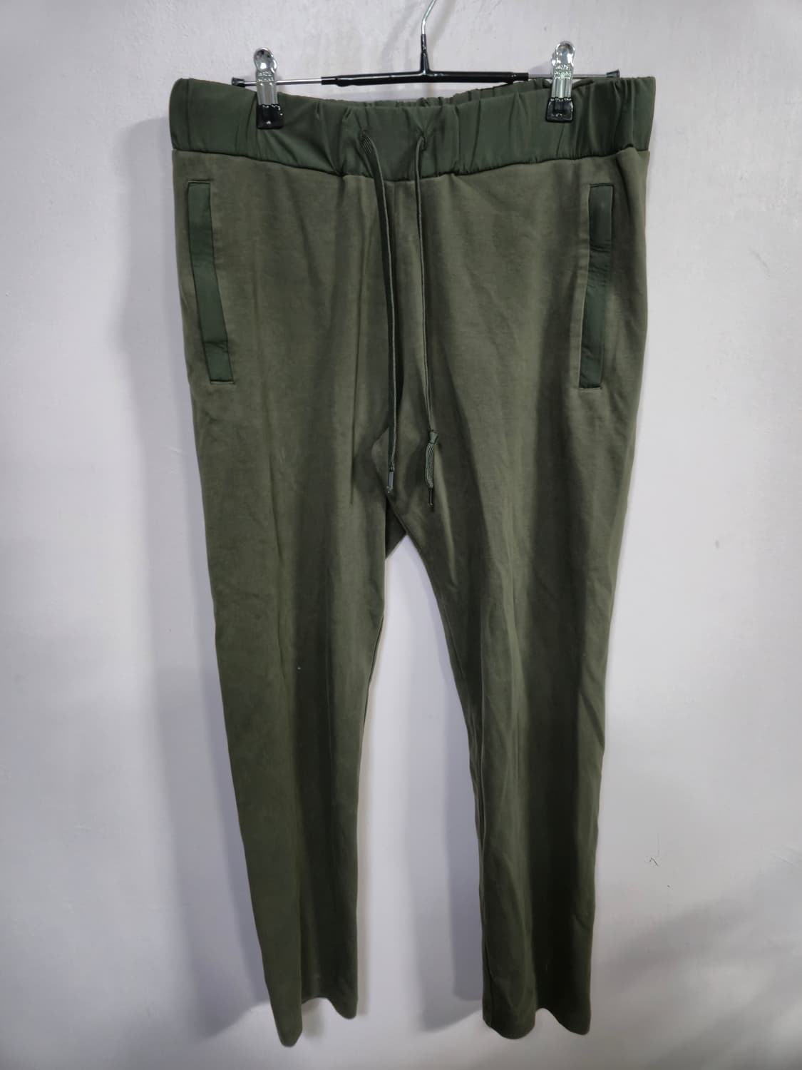 코스 올리브색 트레이닝 조거팬츠 상품이미지2