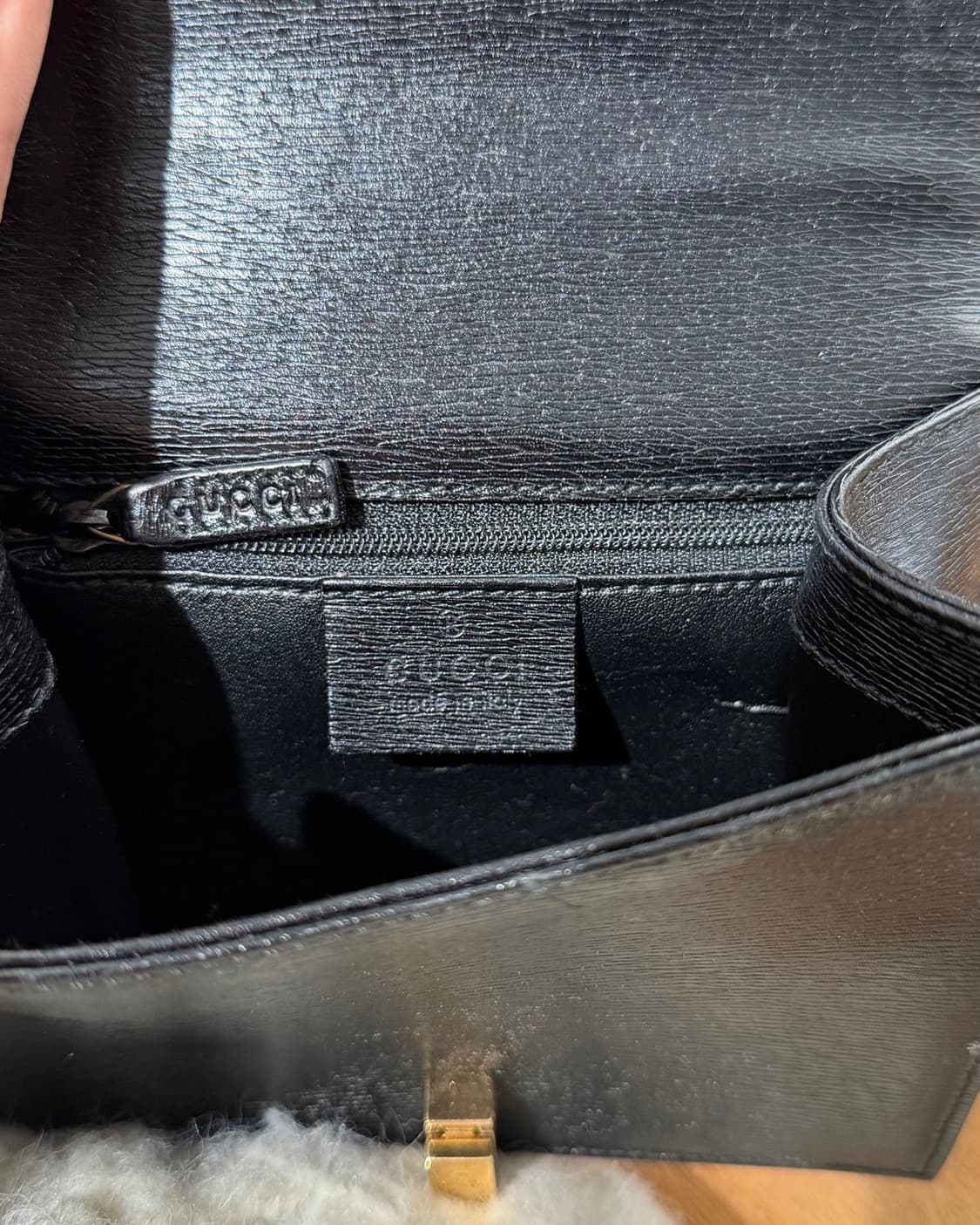 구찌 블랙 칼스킨 GG 마몽 마틀라세 스몰 숄더백 상품이미지8