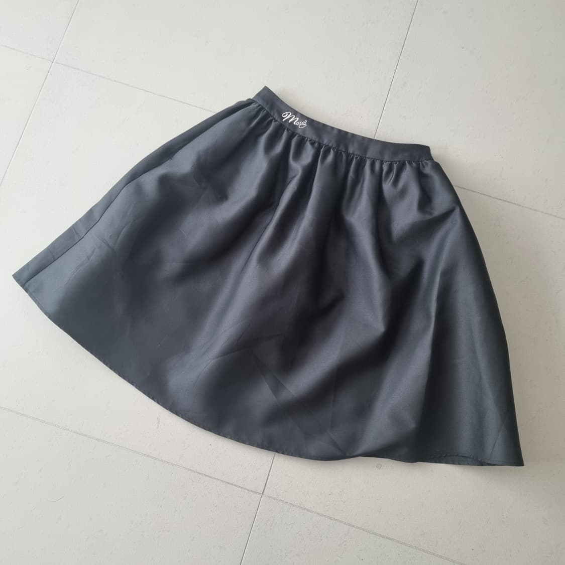 마르디메크르디 블랙 플레어 스커트 상품이미지3