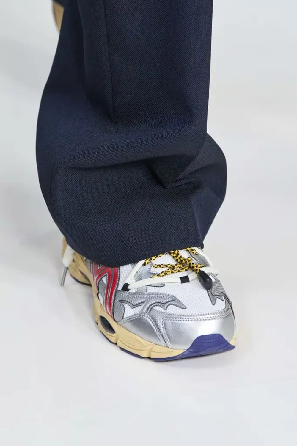 [255] 아식스 x 토가 젤 큐물러스 16 TG 화이트 레드 퓨어 실버 상품이미지3