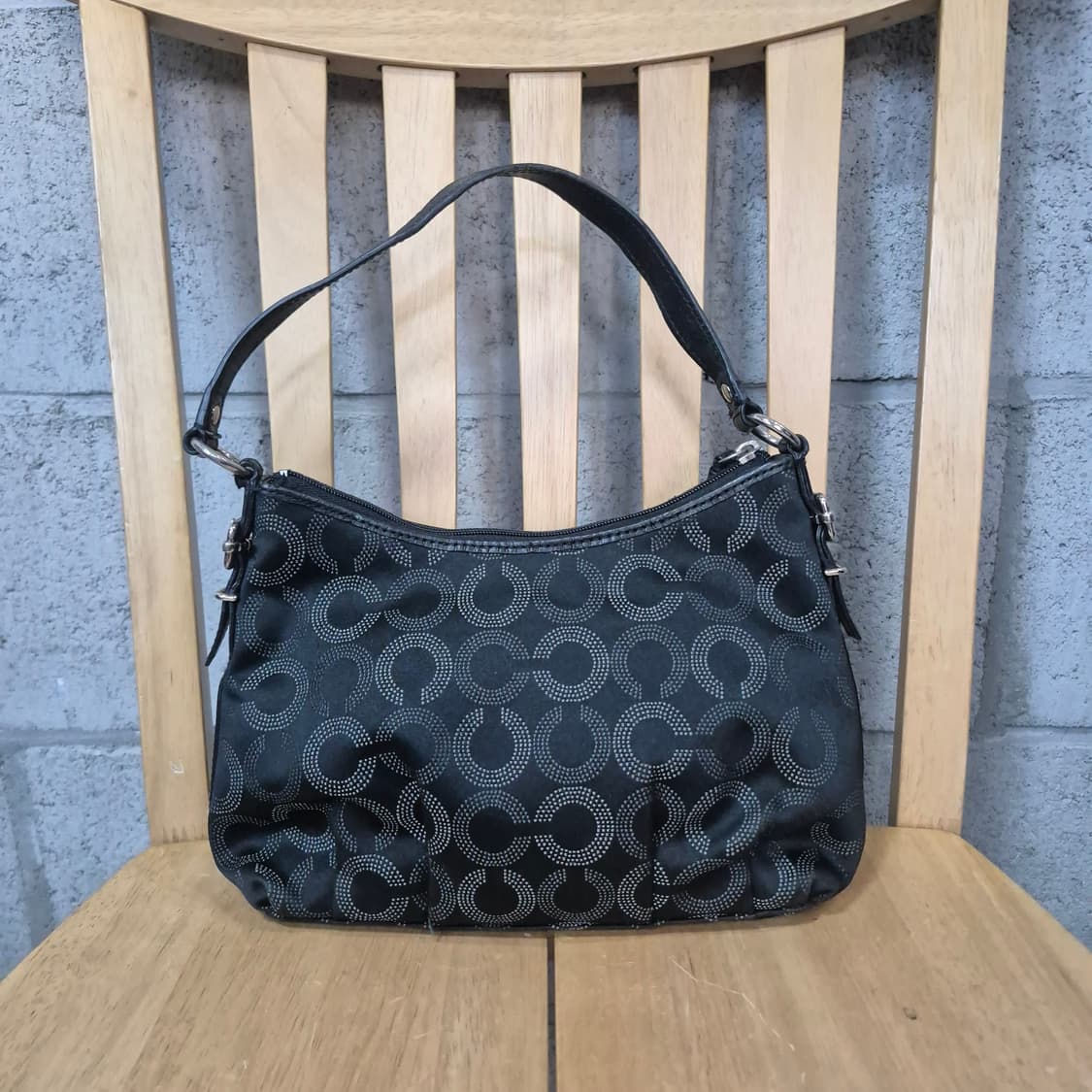 코치 메디슨 샤틴 파우치백 상품이미지3