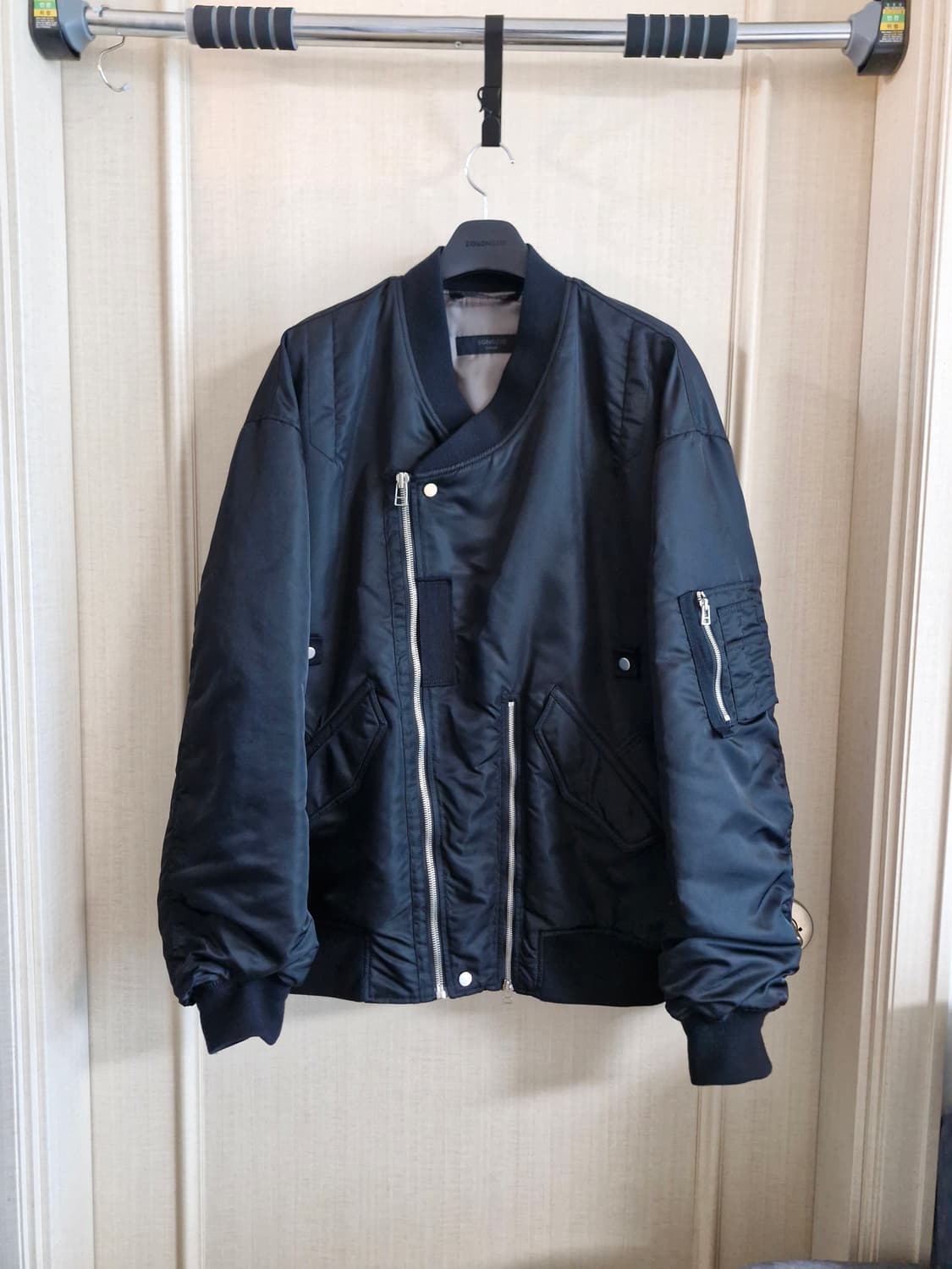 송지오 23FW 어시메트릭 마원점퍼 Ma-1 48 상품이미지1