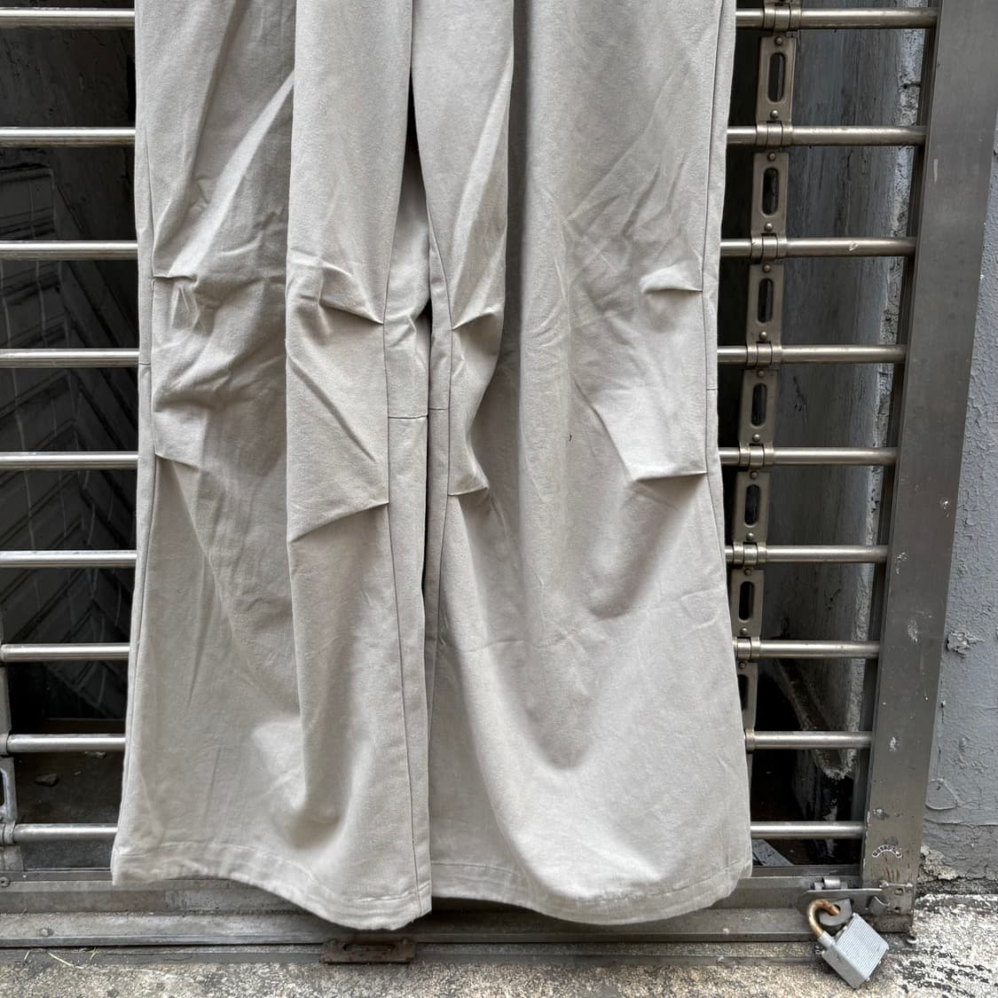 [3] 24년 999 휴머니티 코튼 이지팬츠 상품이미지3