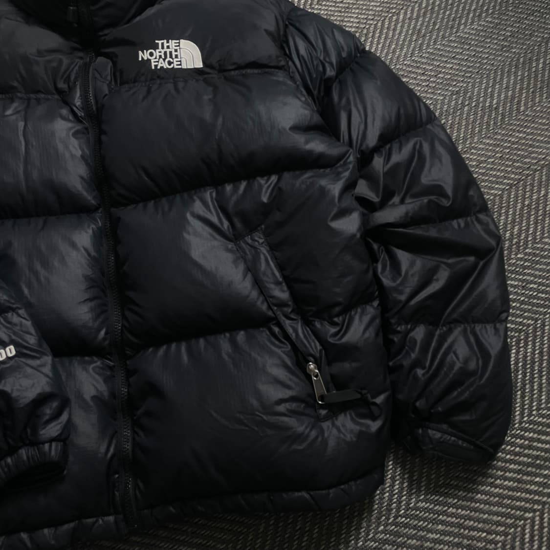 노스페이스 눕시 700 다운 푸퍼 패딩 블랙 y 4681 상품이미지4