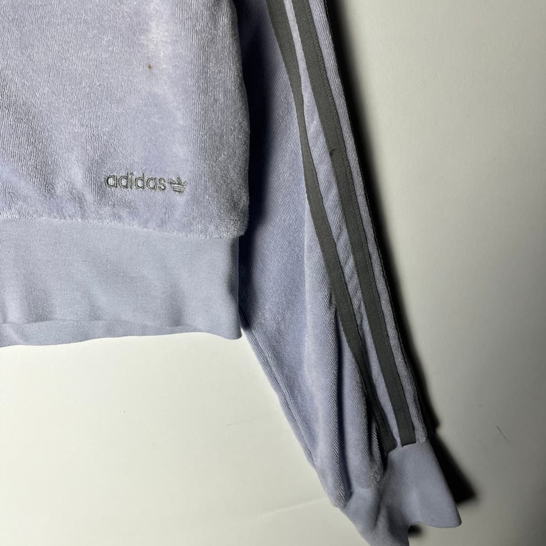 [Adidas] 아디다스 크롭 벨벳 후드 트랙탑 자켓 상품이미지3