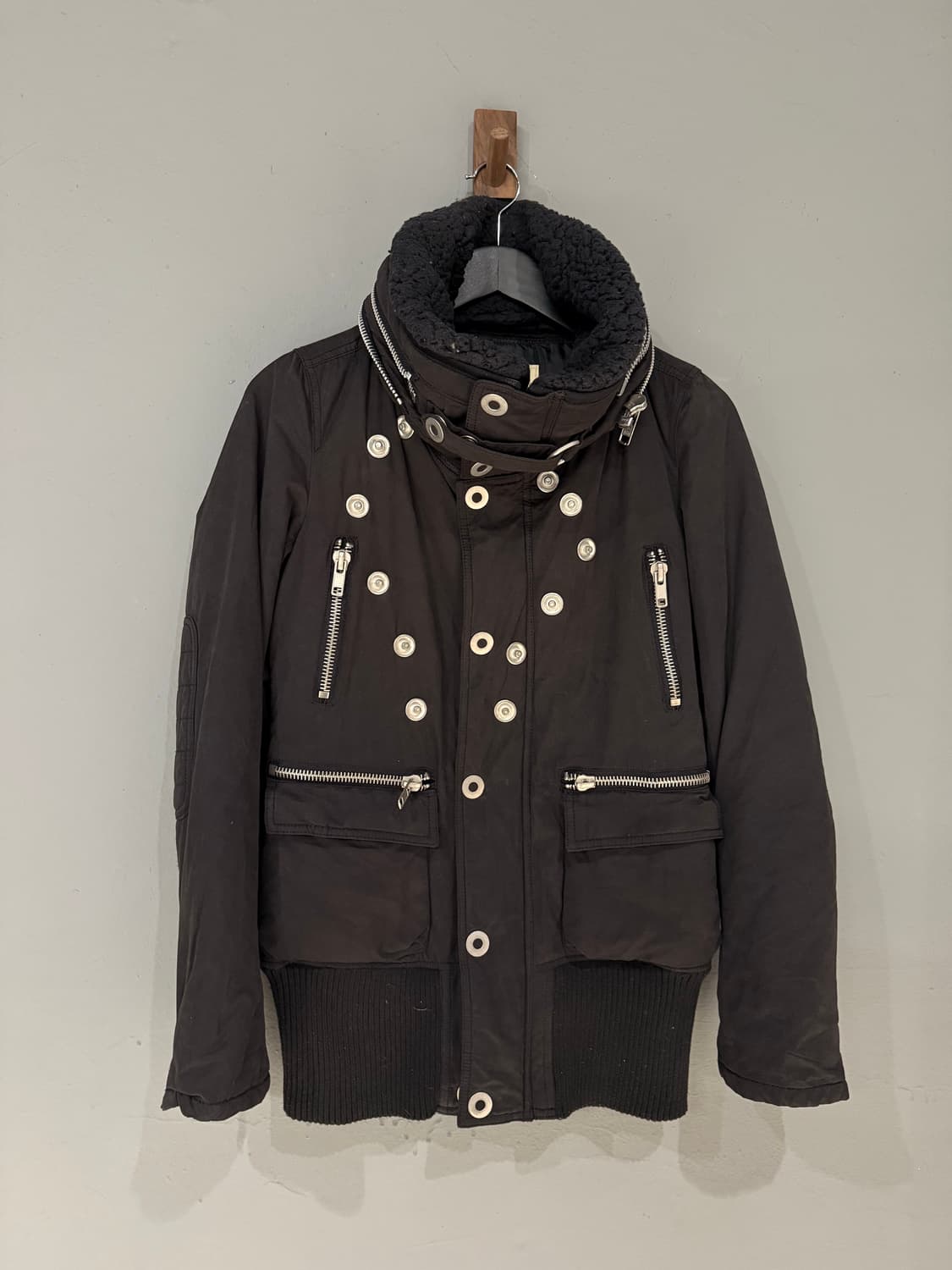 Sly snap button detail high-neck padding 상품이미지5