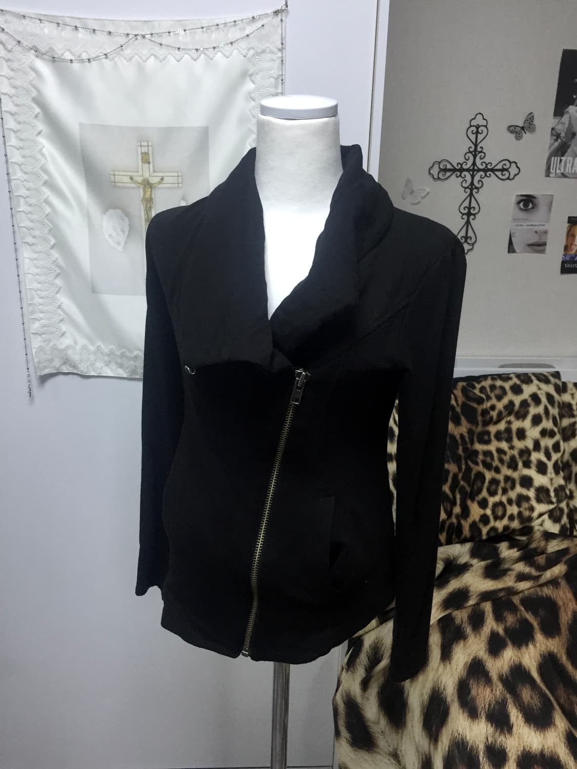 헬무트랭 사선 지퍼 디테일 집업 상품이미지3