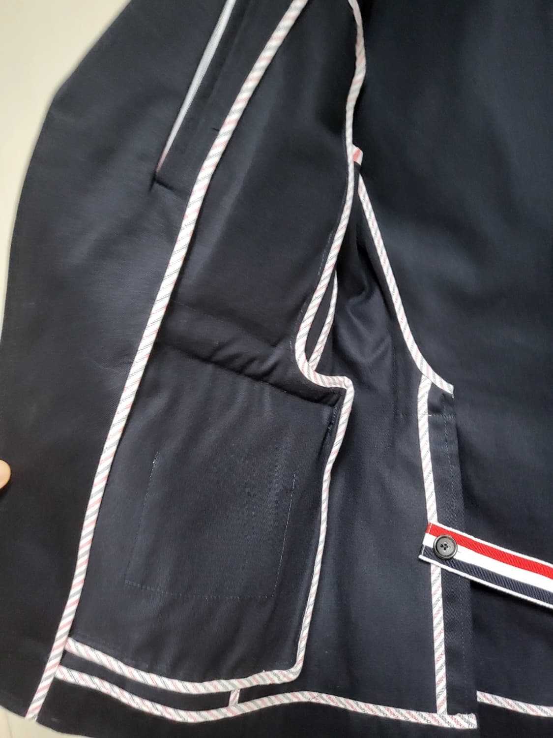 톰브라운 싱글 블레이저 자켓 상품이미지5