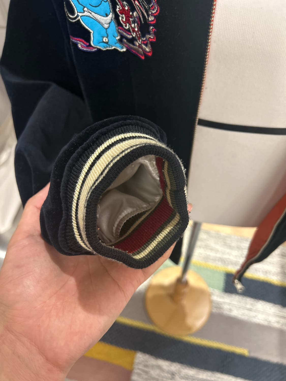 TED COMPANY 테드컴퍼니 양면 자수 수베니어 자켓 44 상품이미지5