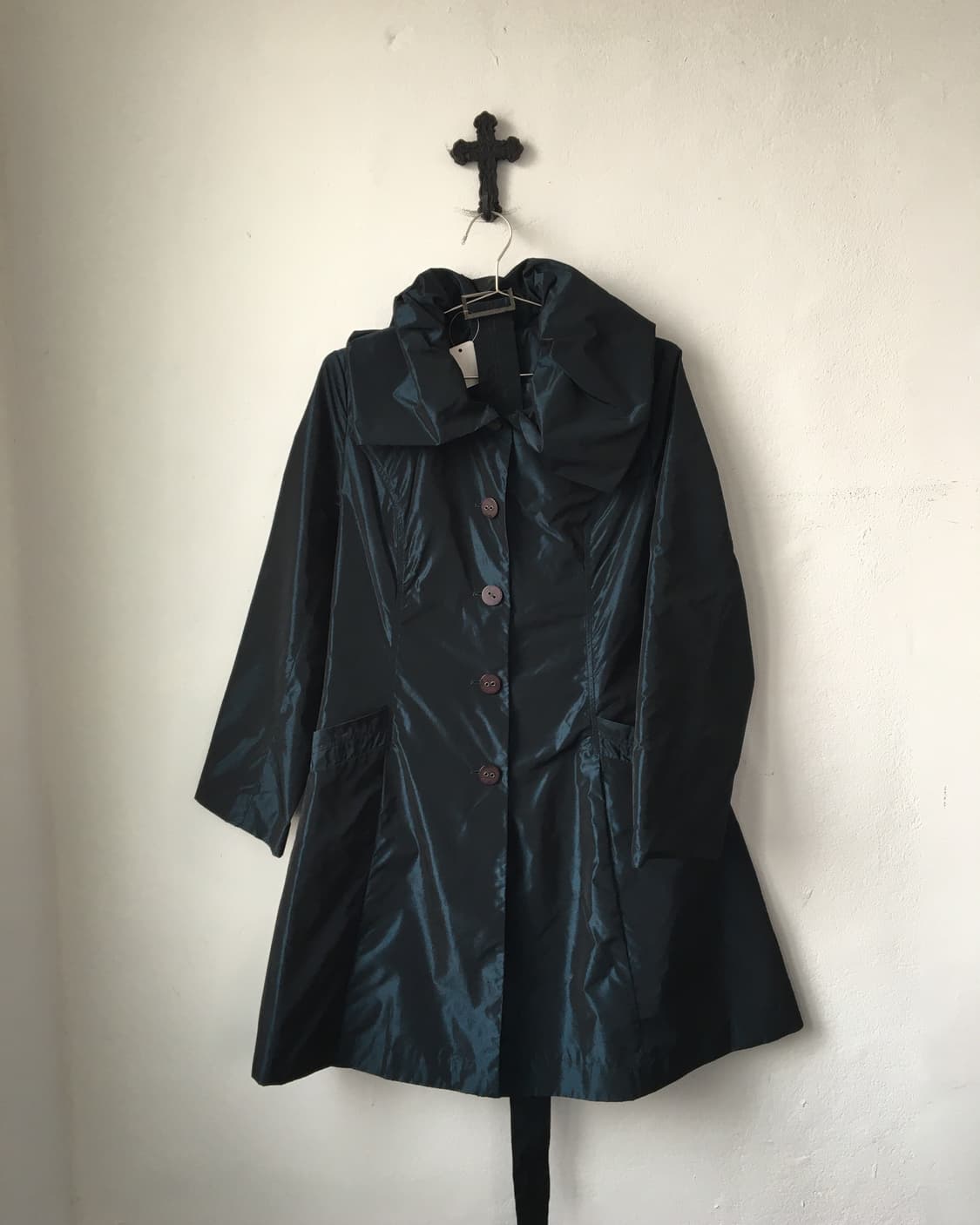 thick neck line point tied glossy jacket 상품이미지2