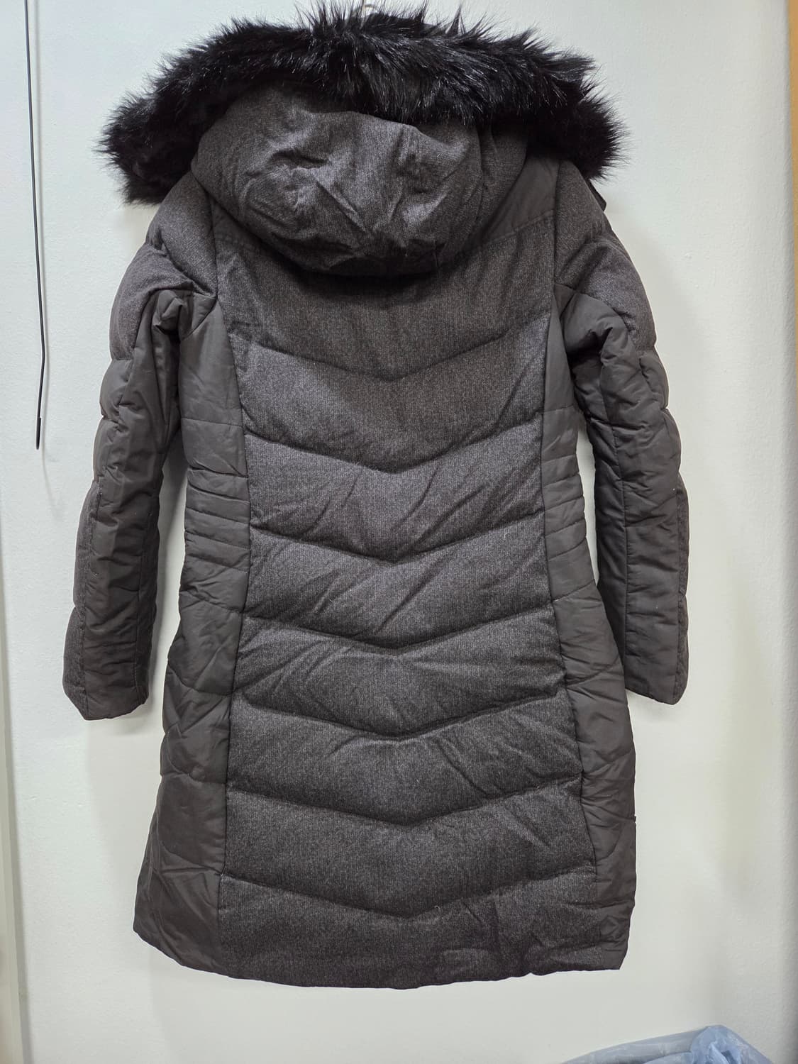 노스페이스 1211-14. 여성 울배색 구스롱패딩 챠콜 퍼후드 85 상품이미지7