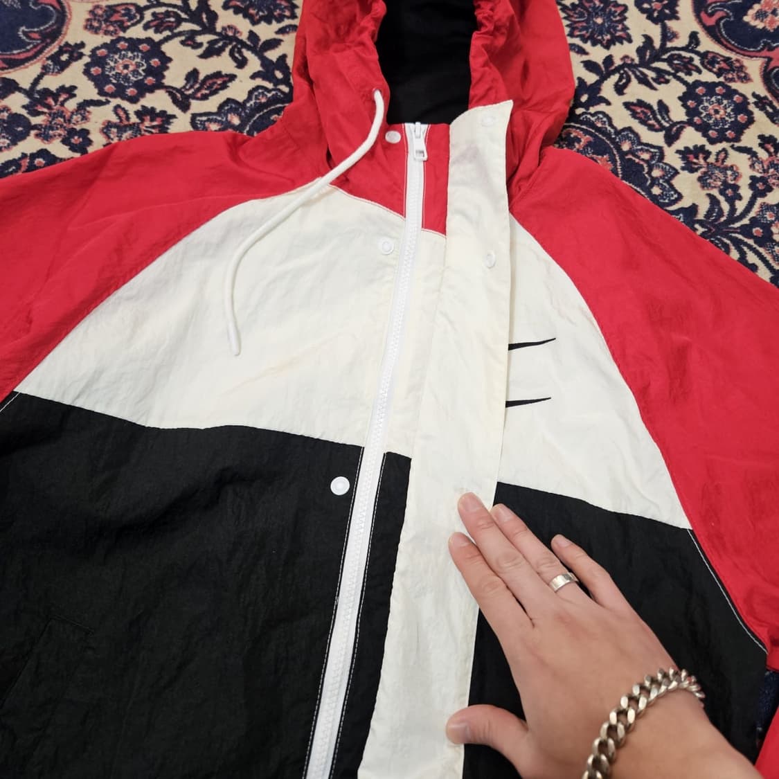 나이키(Nike) 더블 스우시 빽로고 바람막이 공용 상품이미지3