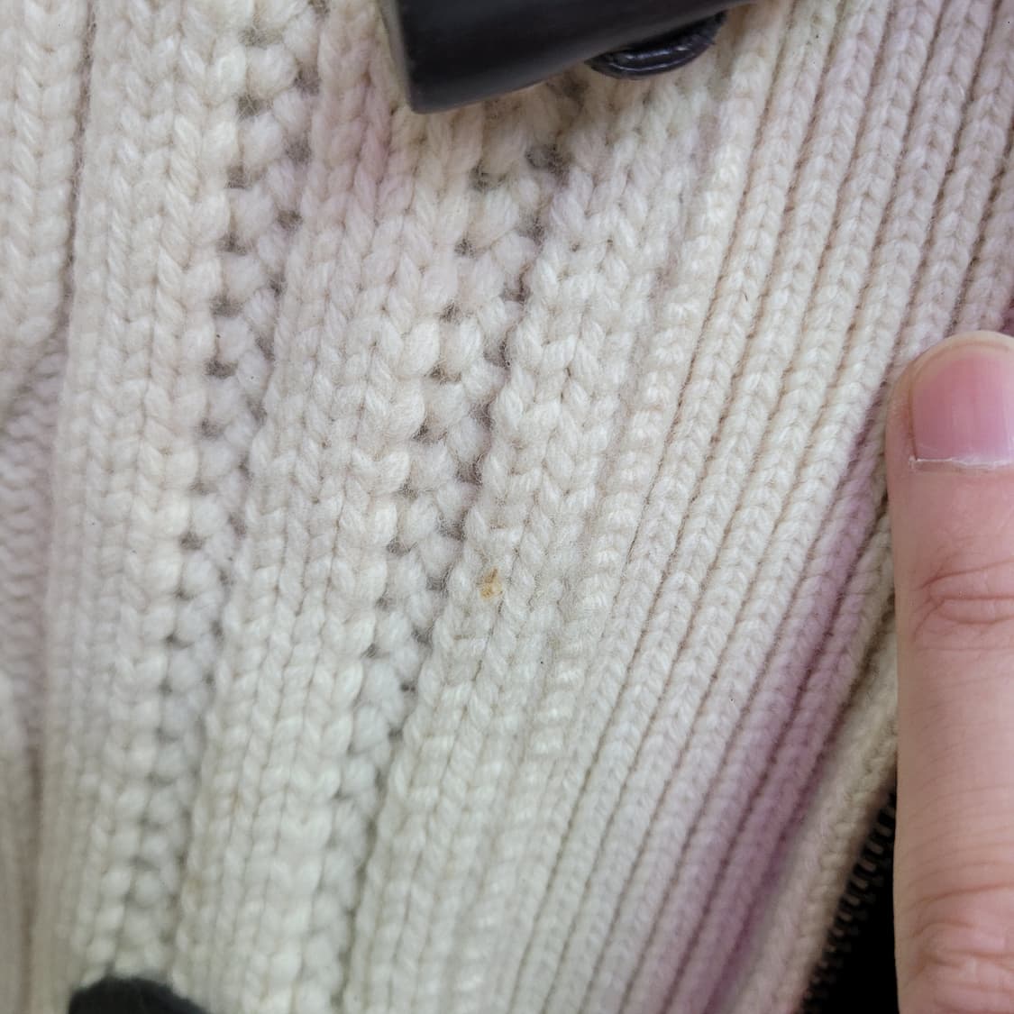 빈폴 아이보리색 후드 꽈배기 니트 집업 떡볶이 가디건 코트 상품이미지7