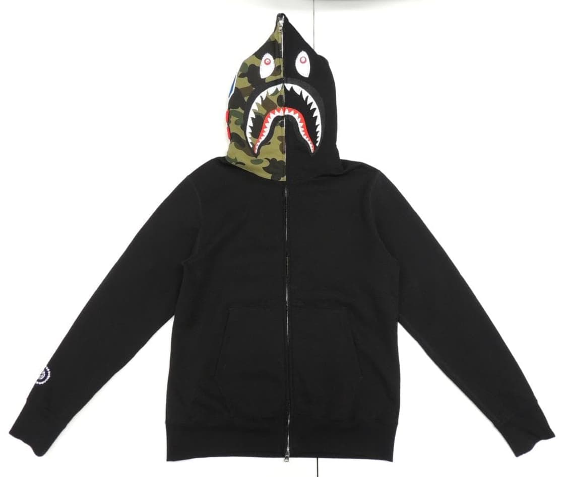 초레어 베이프 스와로브스키 하프 카모 샤크 후드집업 상품이미지2