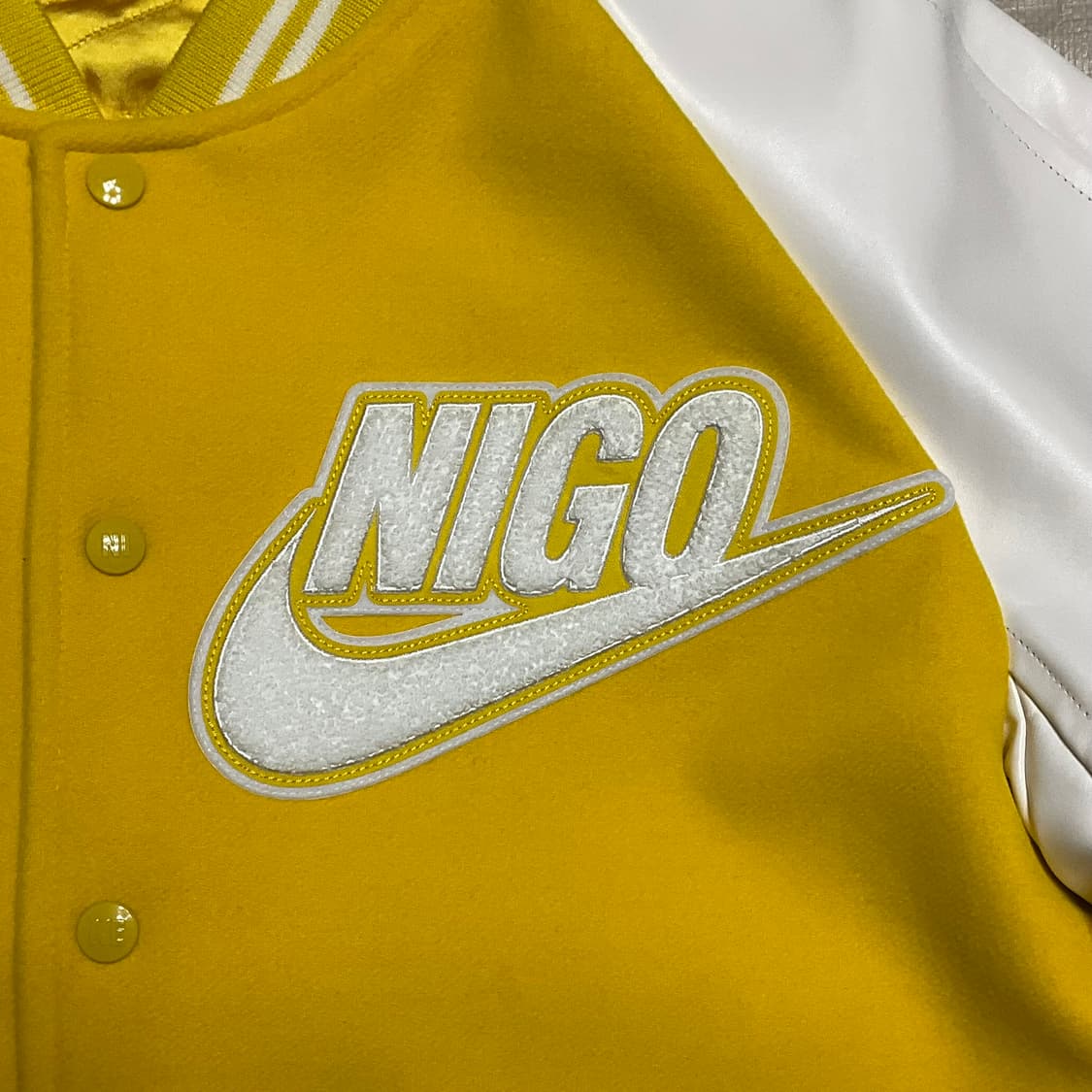 나이키 니고 바시티 자켓 옐로우 M 상품이미지3