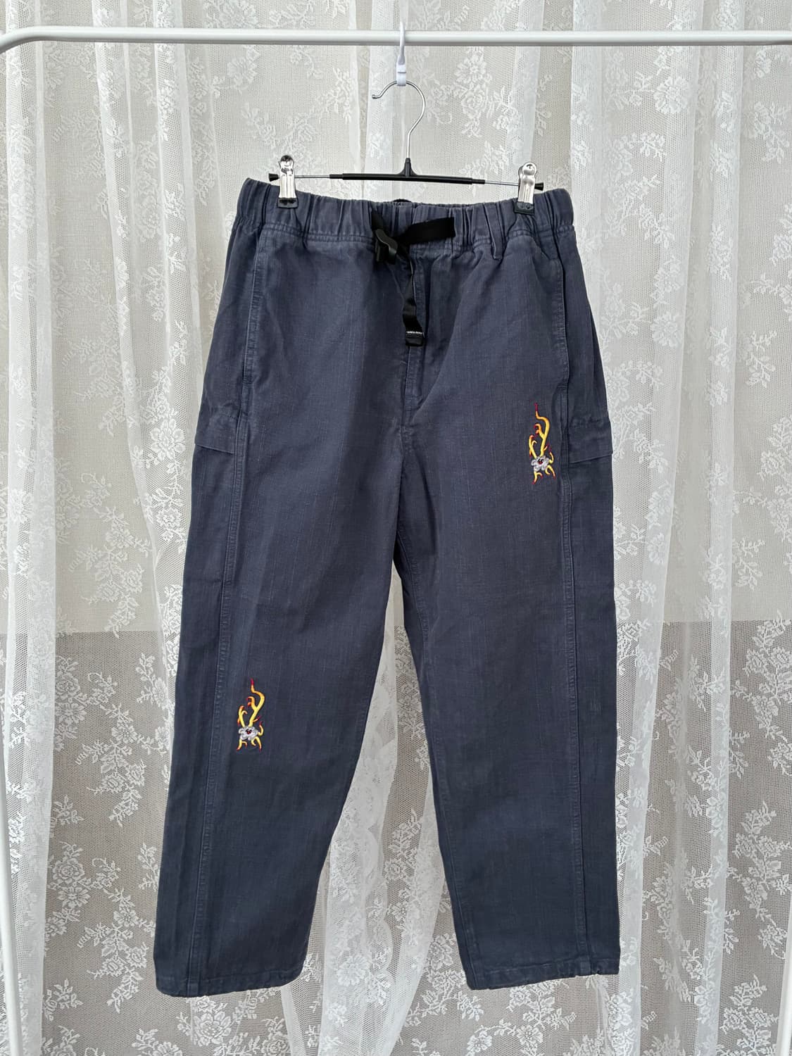 S) 예스아이씨 자수 코튼 팬츠 네이비 상품이미지1