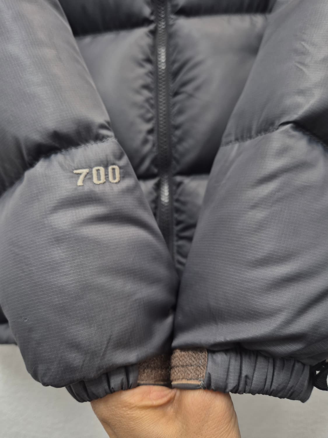 노스페이스 눕시 700  패딩 그레이 / 55 (정품) 상품이미지4