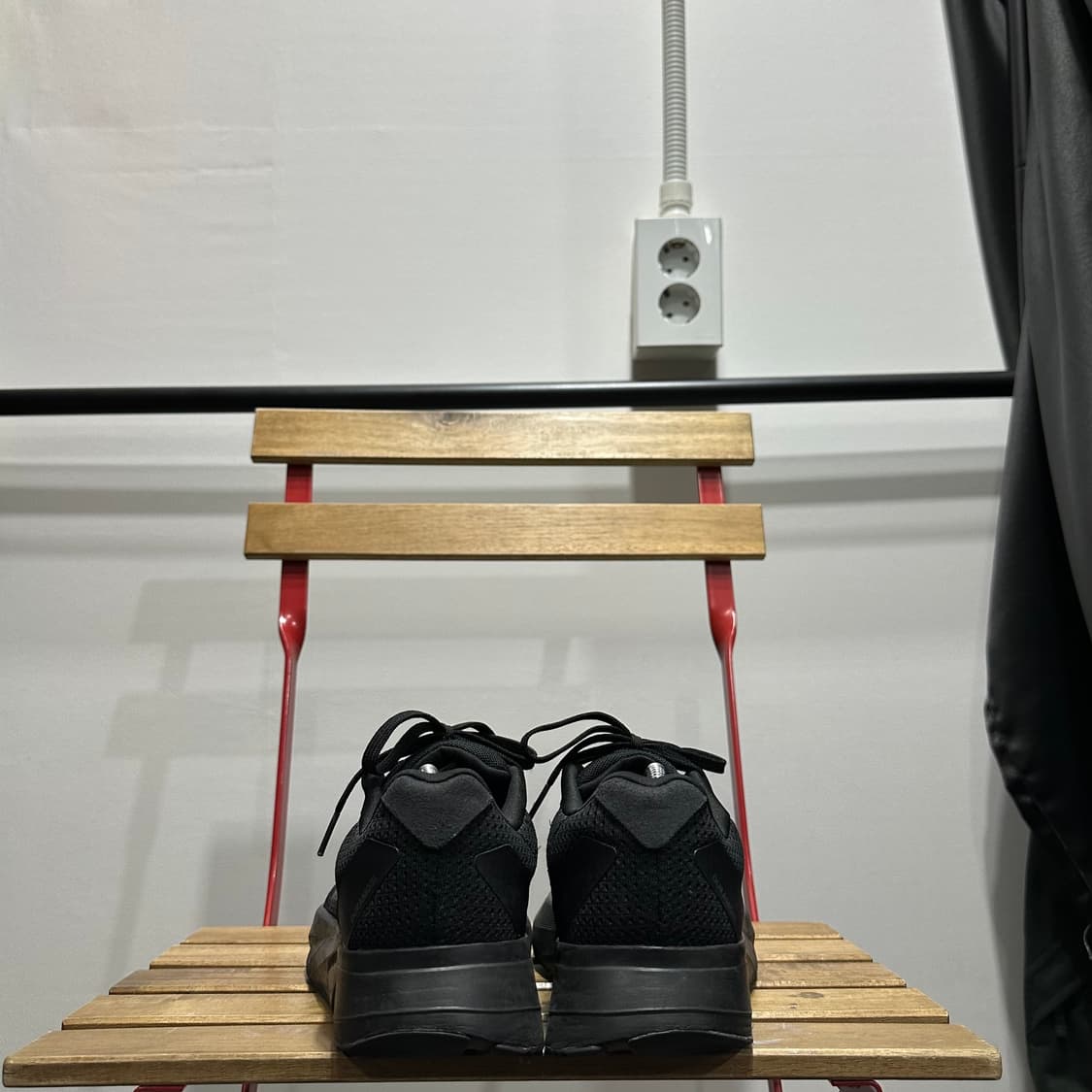 270) 아디다스 런닝화 남성 남자 운동화 듀라모 SL 올블랙 상품이미지4