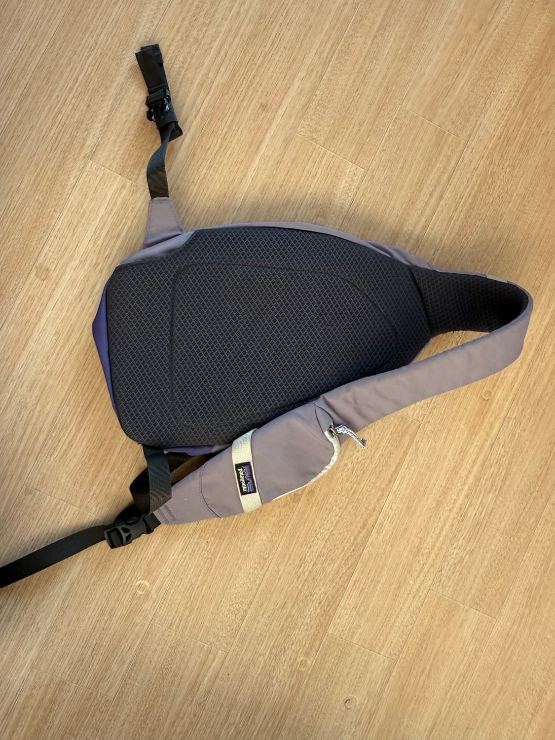 파타고니아 Atom 8L 힙색 상품이미지2