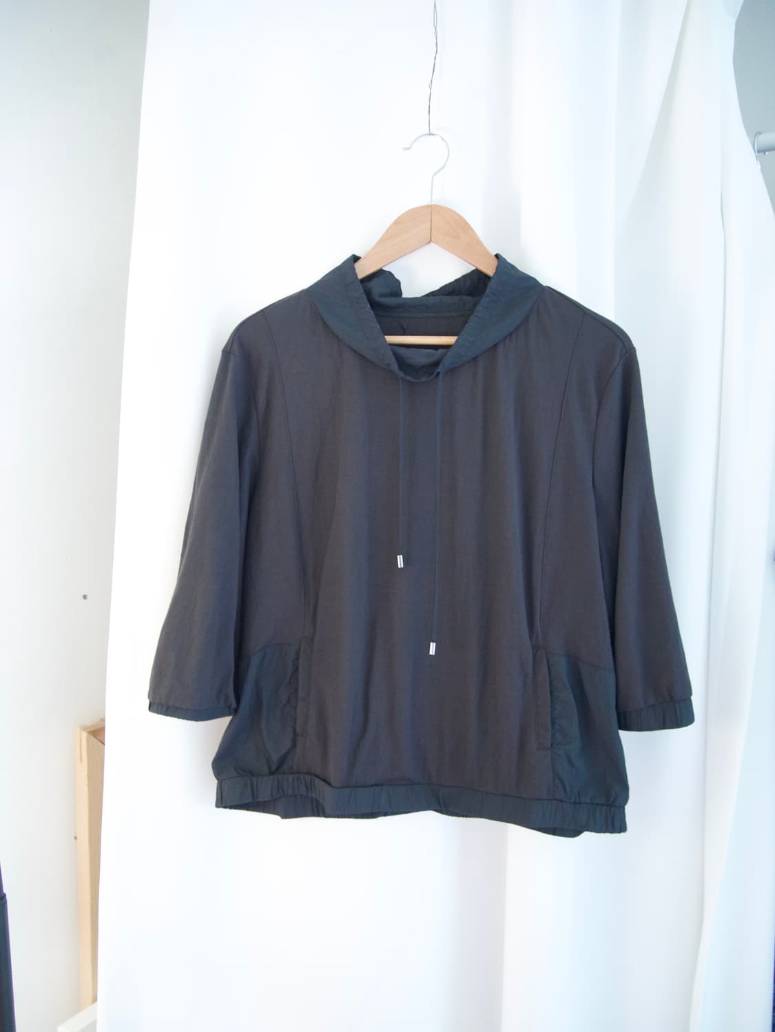 string neck top 상품이미지1