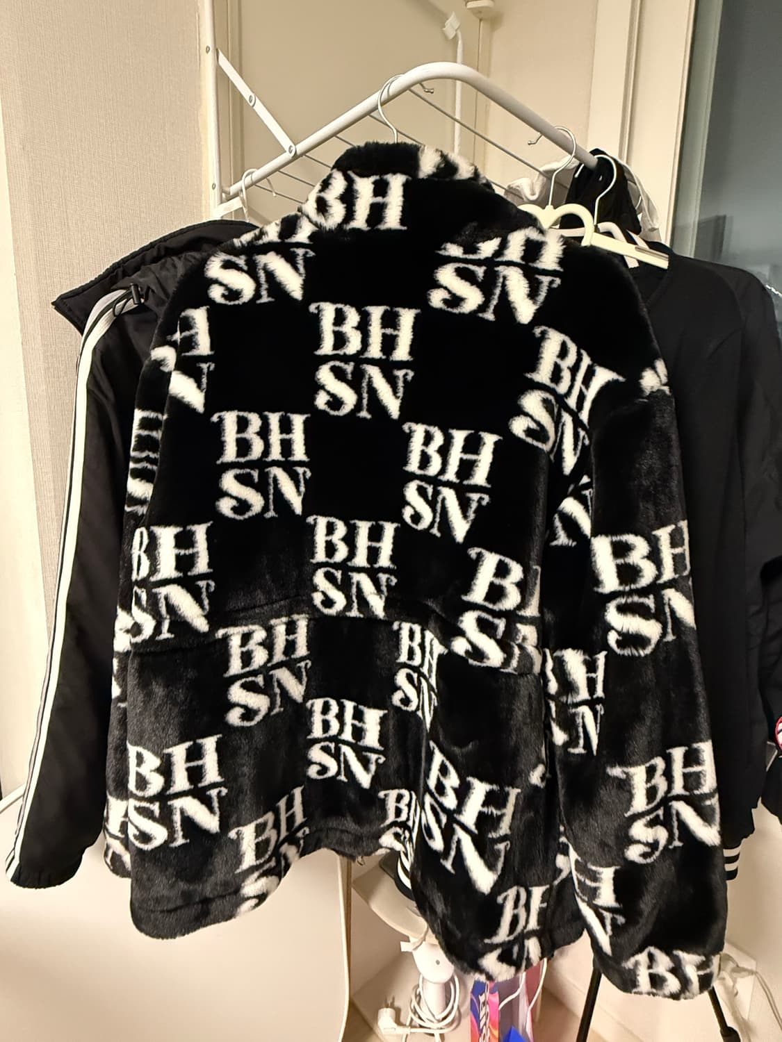 어피스오브케이크 퍼자켓 L 상품이미지2