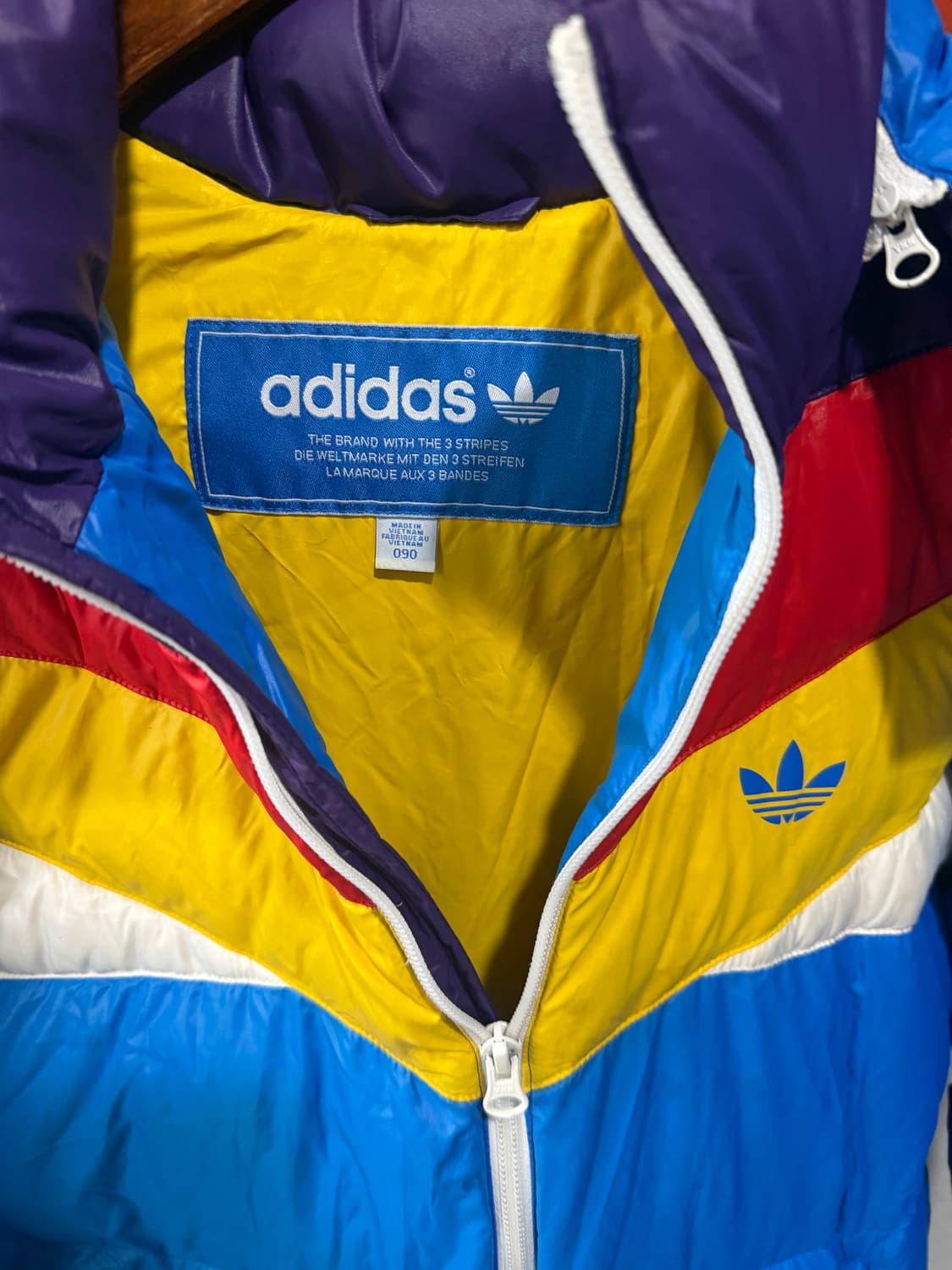 아디다스 패딩 상품이미지3