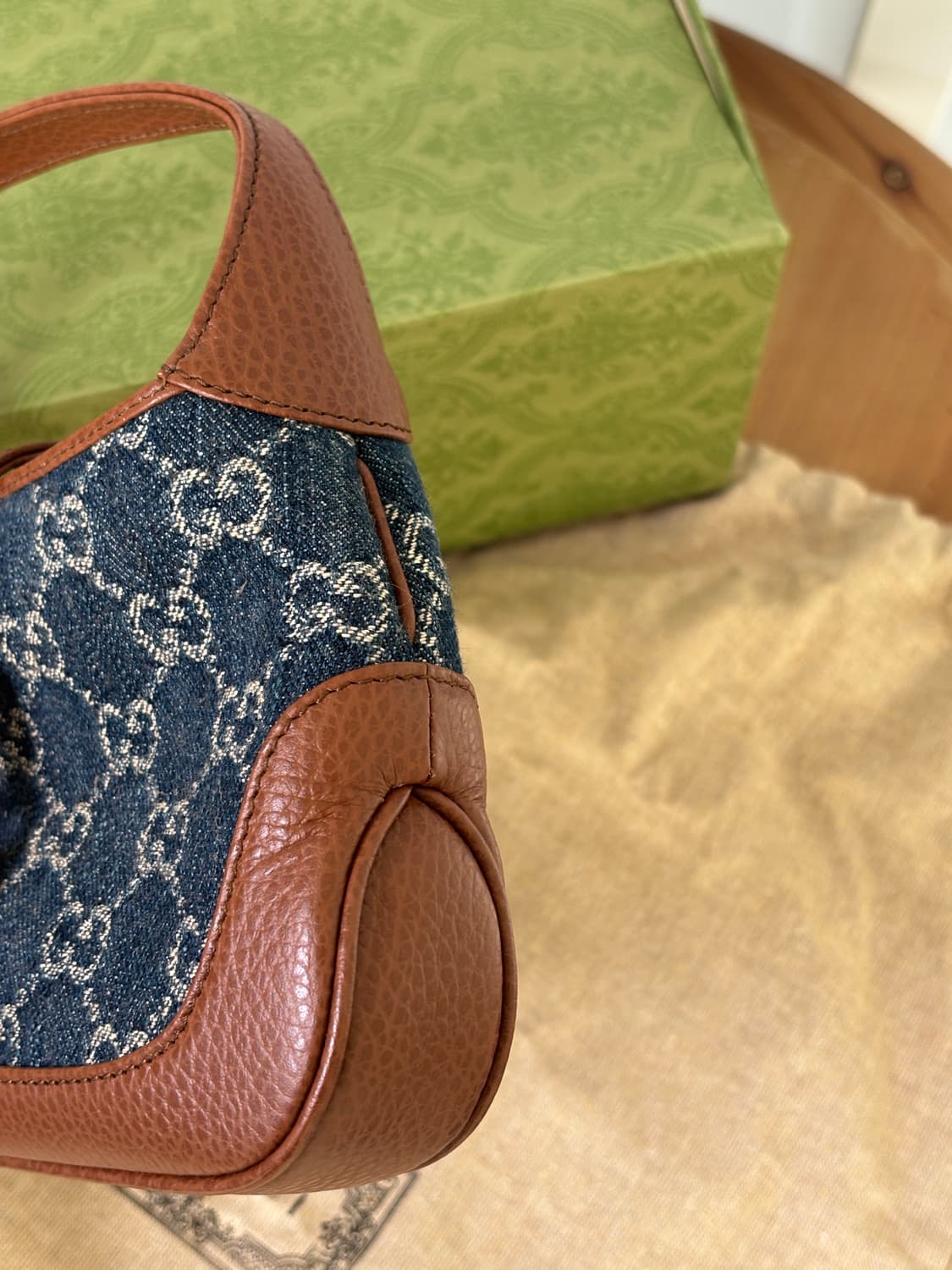 구찌 재키 데님 미니 호보백 상품이미지8