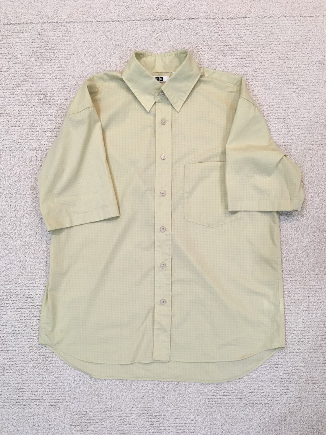 유니클로 반팔 셔츠 상품이미지1