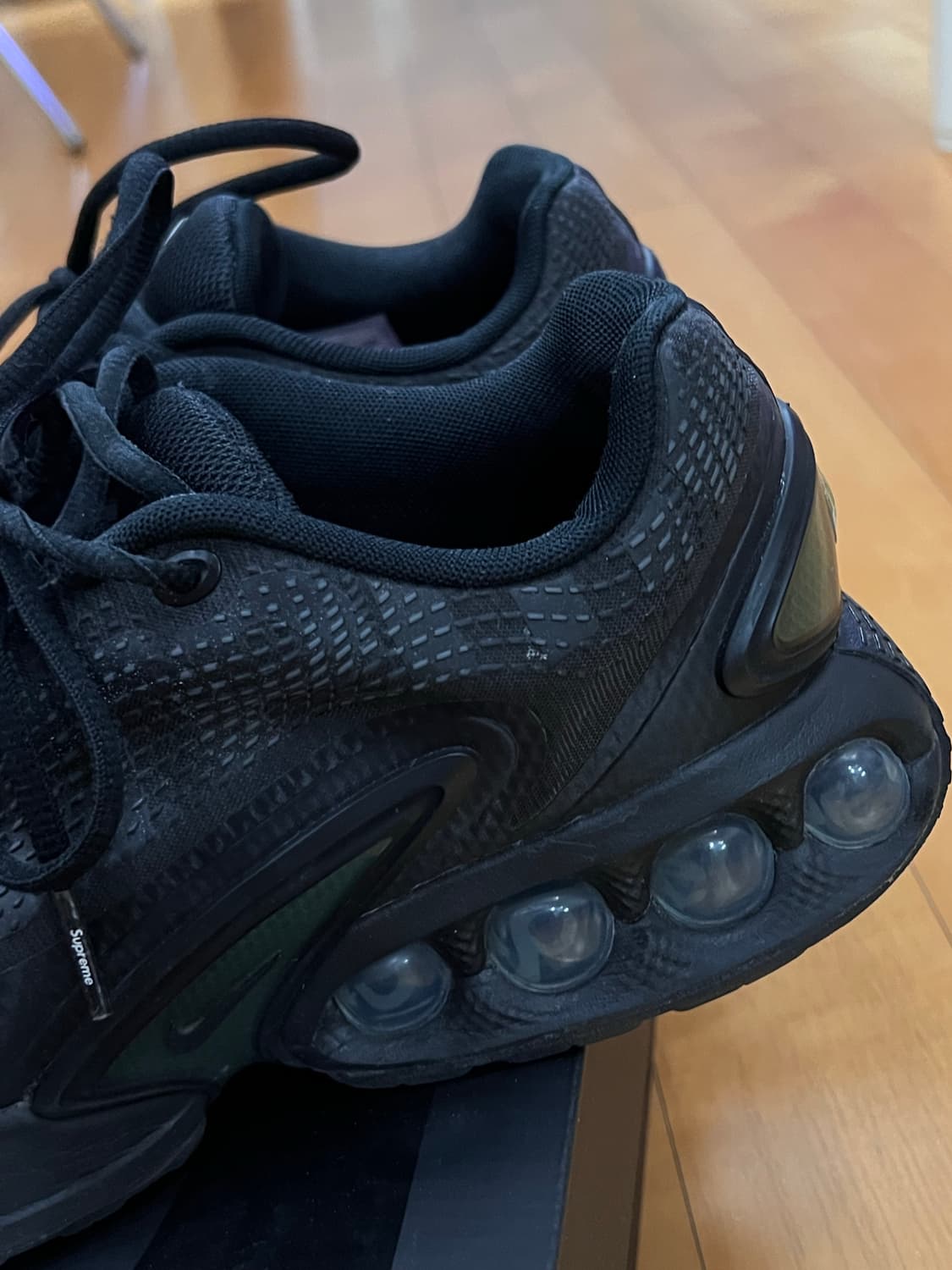 나이키 슈프림dn 상품이미지3