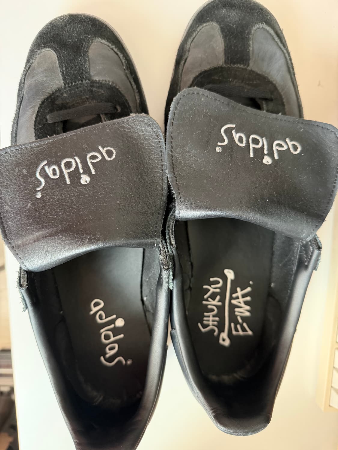 아디다스 스페지알 핸드볼 코어 블랙 클라우드 화이트 상품이미지1