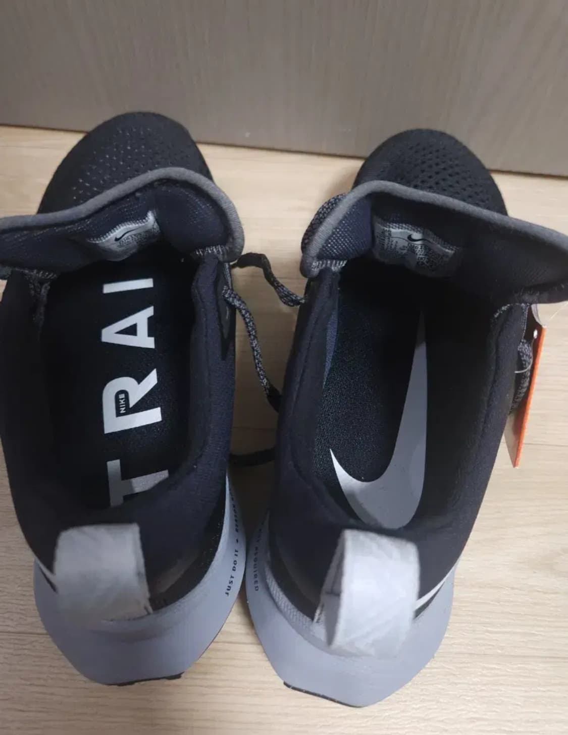 새상품] 나이키 우먼스 리엑트 페가수스 트레일, 235mm 상품이미지4