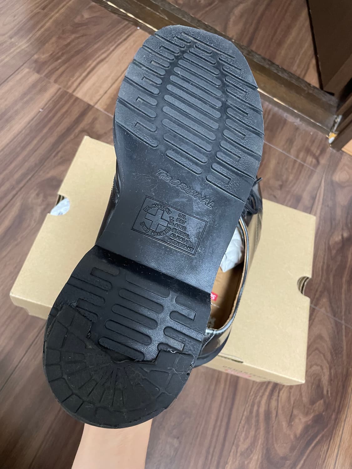 Dr. Martens x Supreme 1461 Gray Silver 상품이미지4