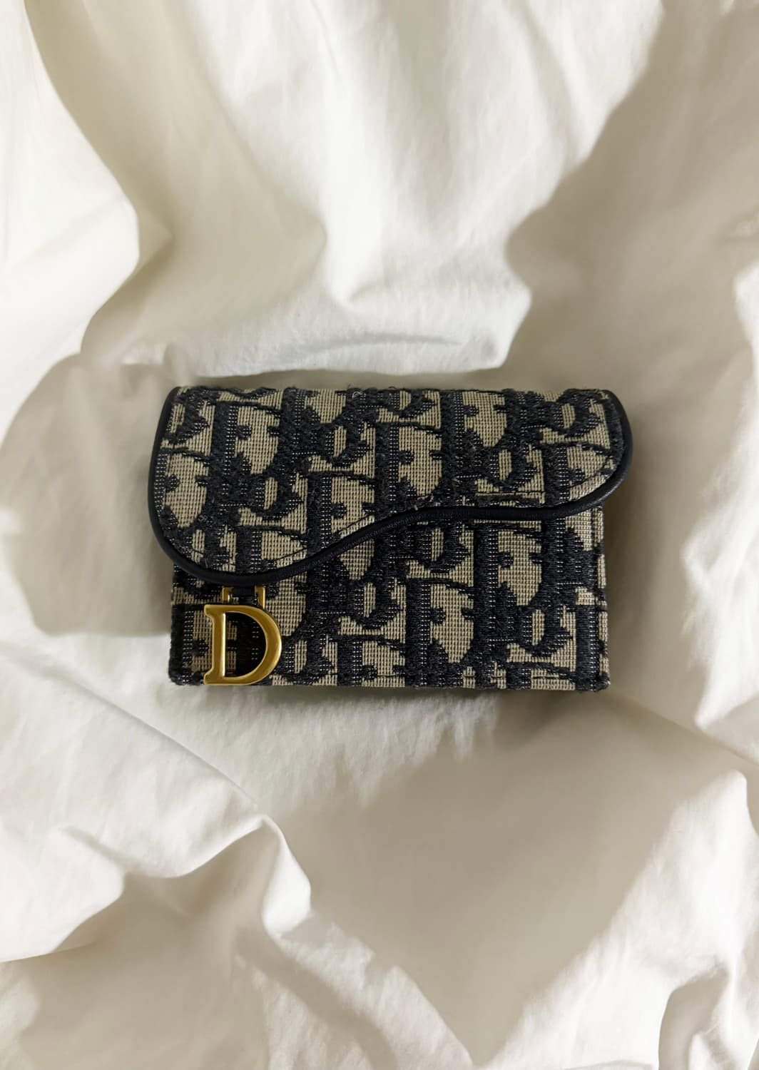 디올 오블리크 새들 플랩 카드지갑 [정품] 상품이미지1